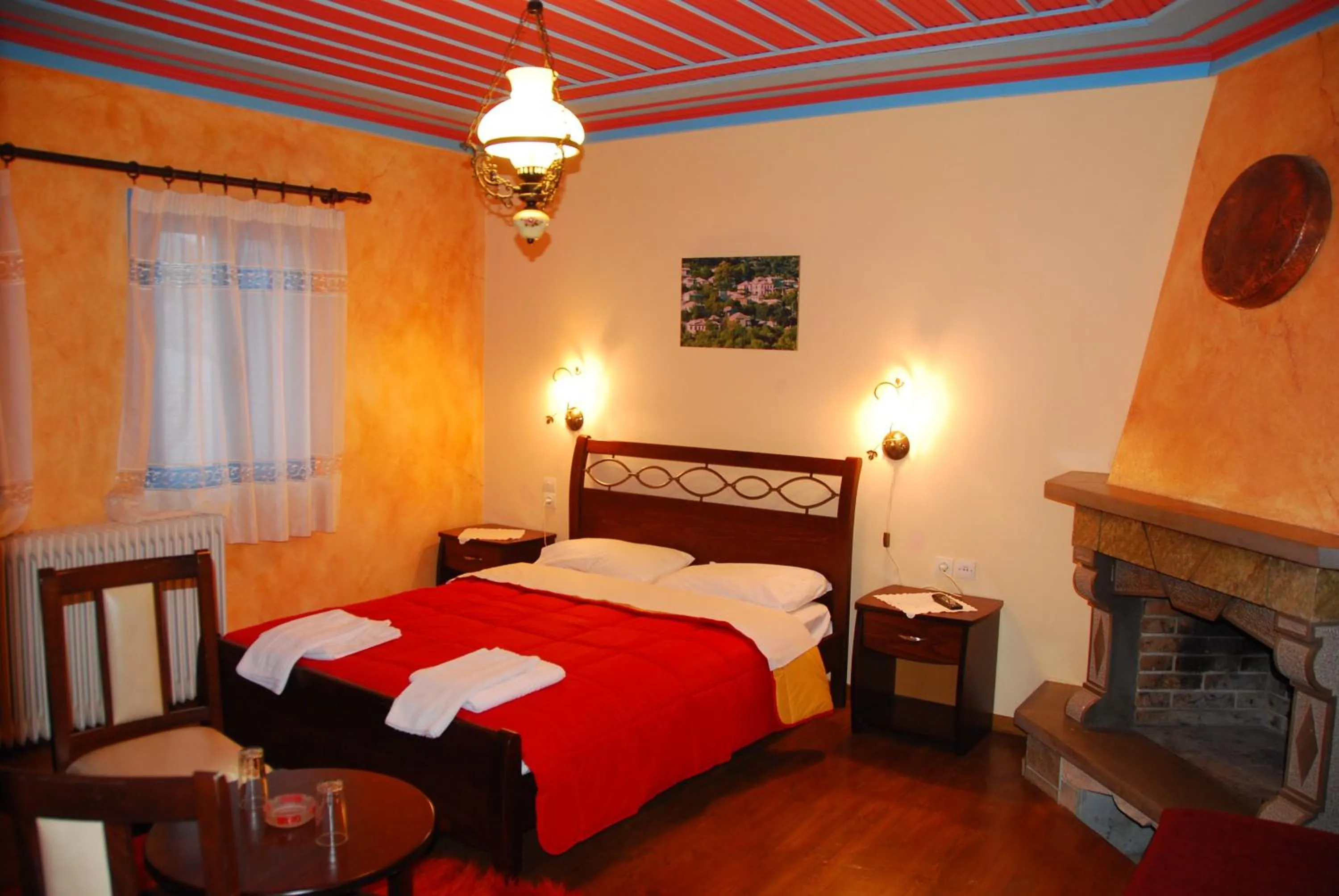 Bed in Hotel Ladias