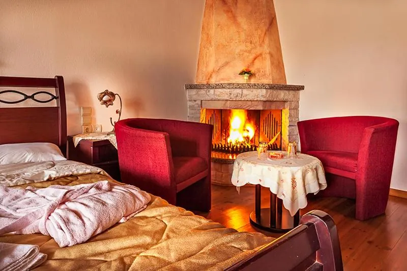 Bed in Hotel Ladias
