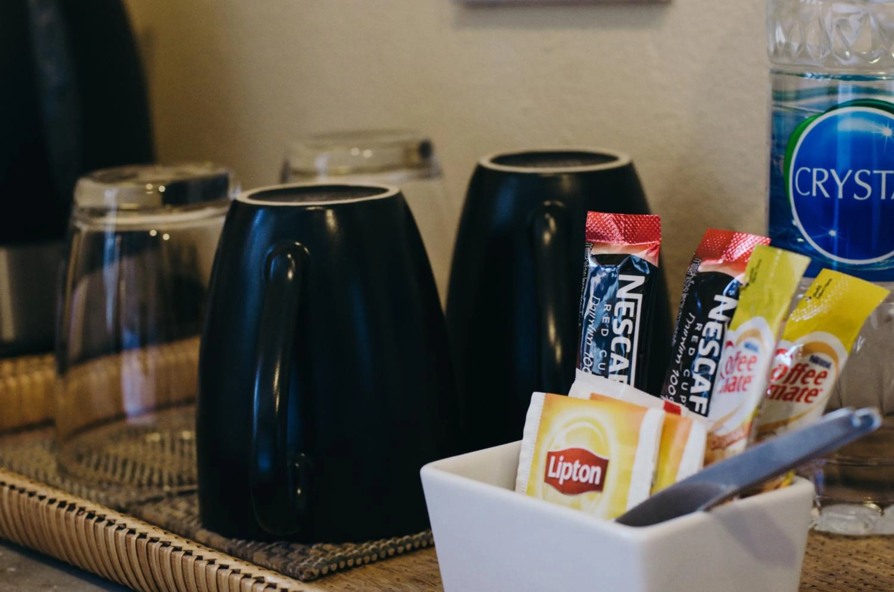 Restaurant/places to eat in Lilu Pai