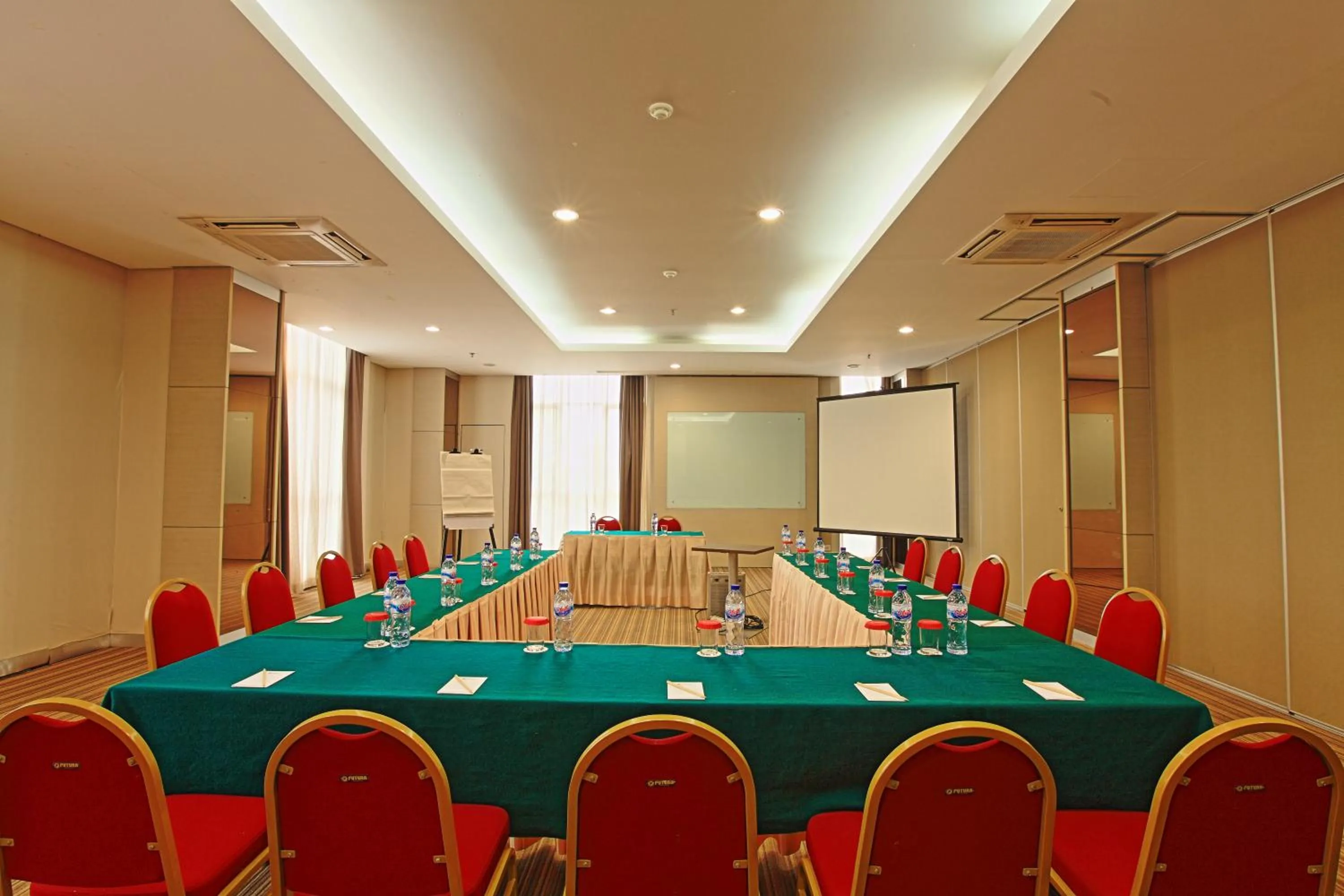 Banquet/Function facilities in Metland Hotel Bekasi