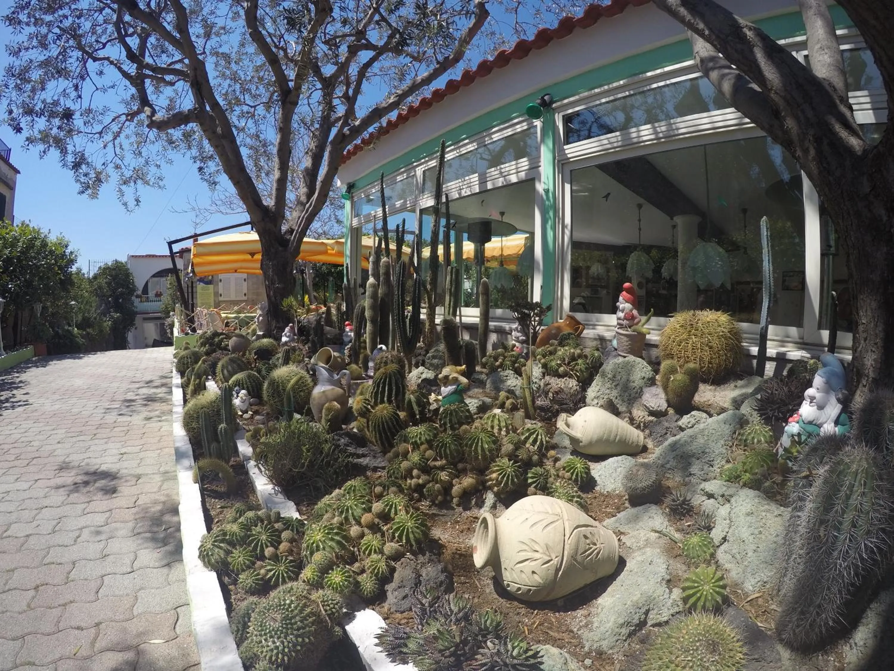 Property building in hotel la rondinella