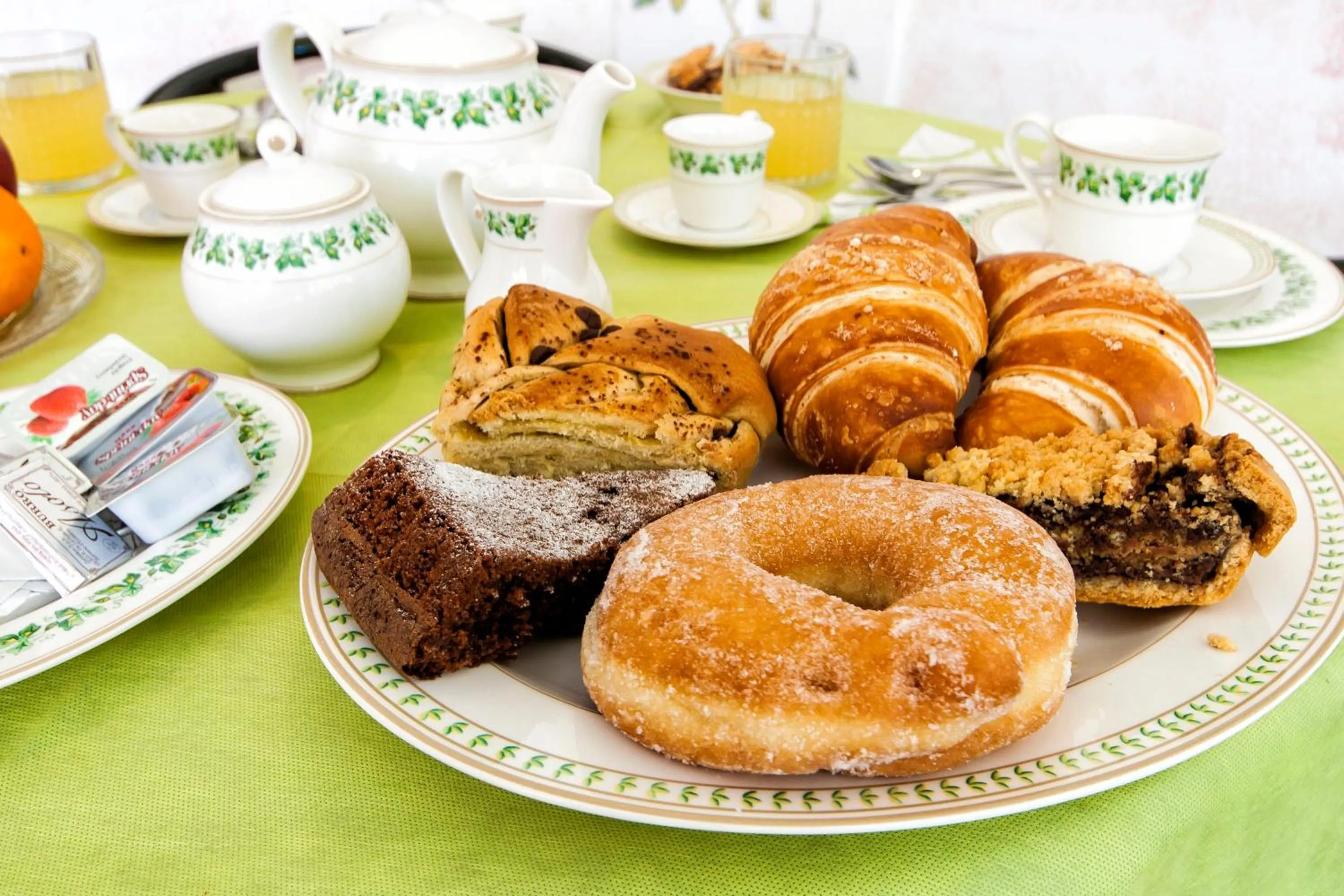 Breakfast in hotel la rondinella