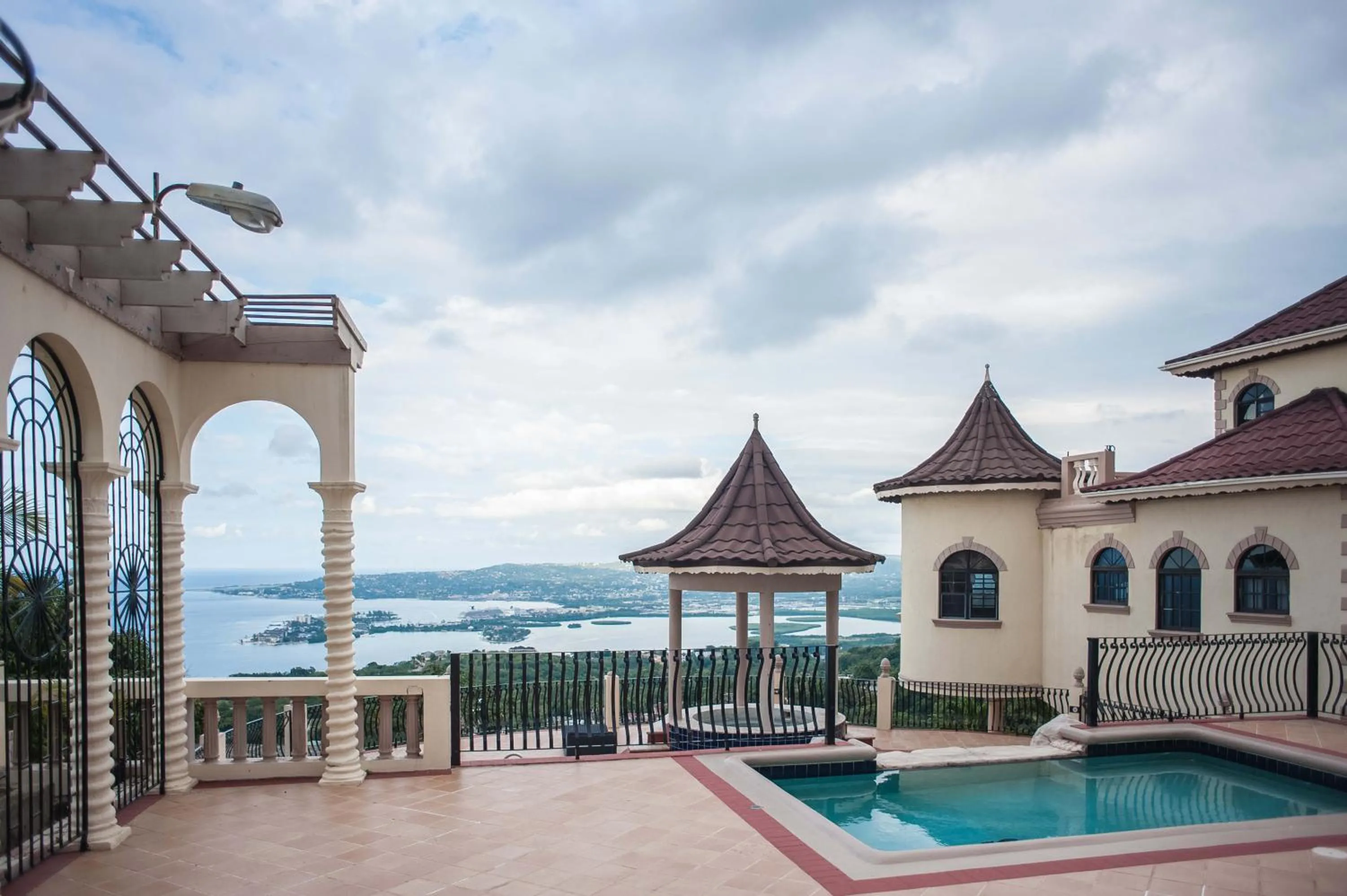 Property building in Clarridge View Guesthouse