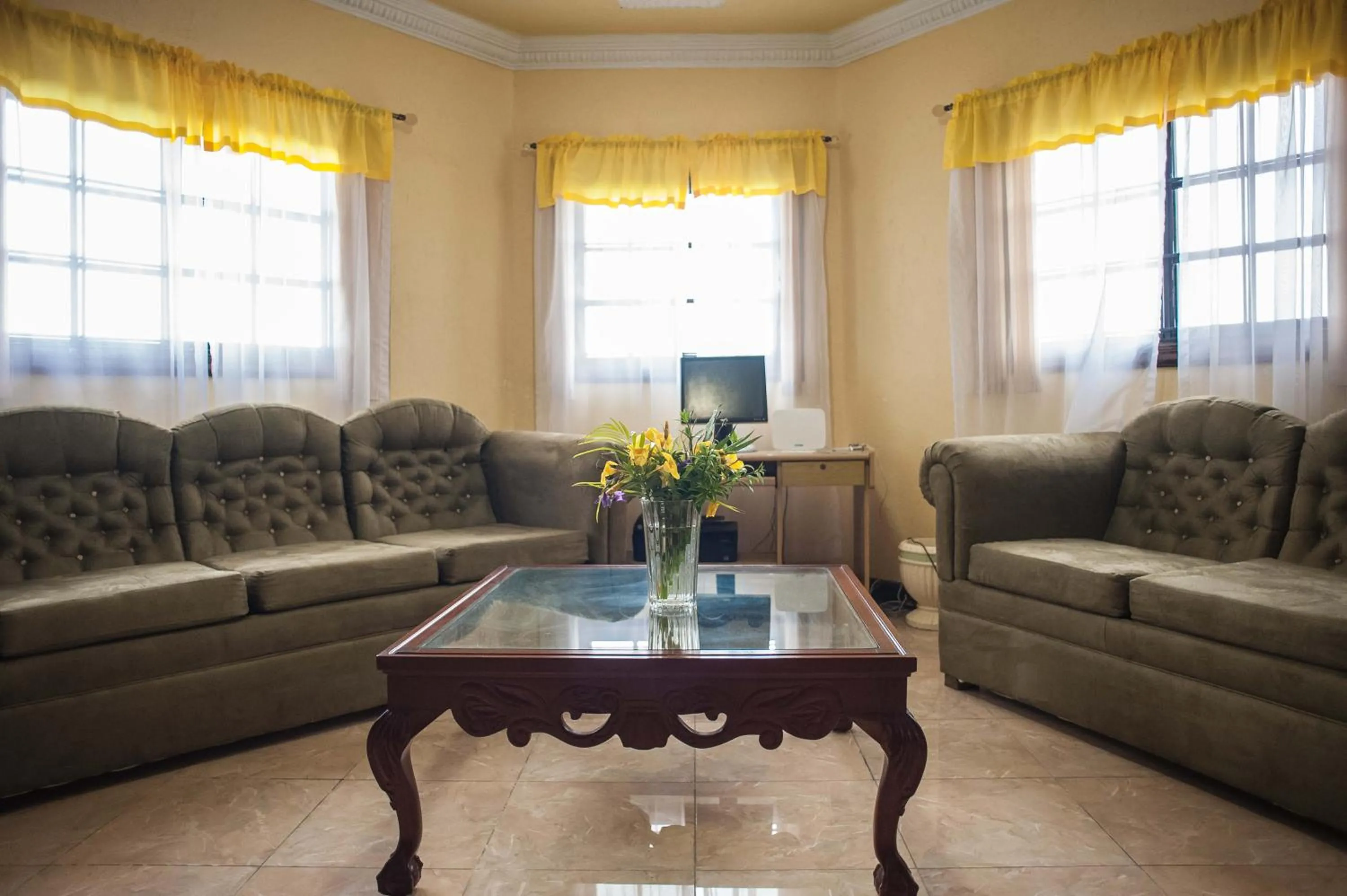 Living room in Clarridge View Guesthouse