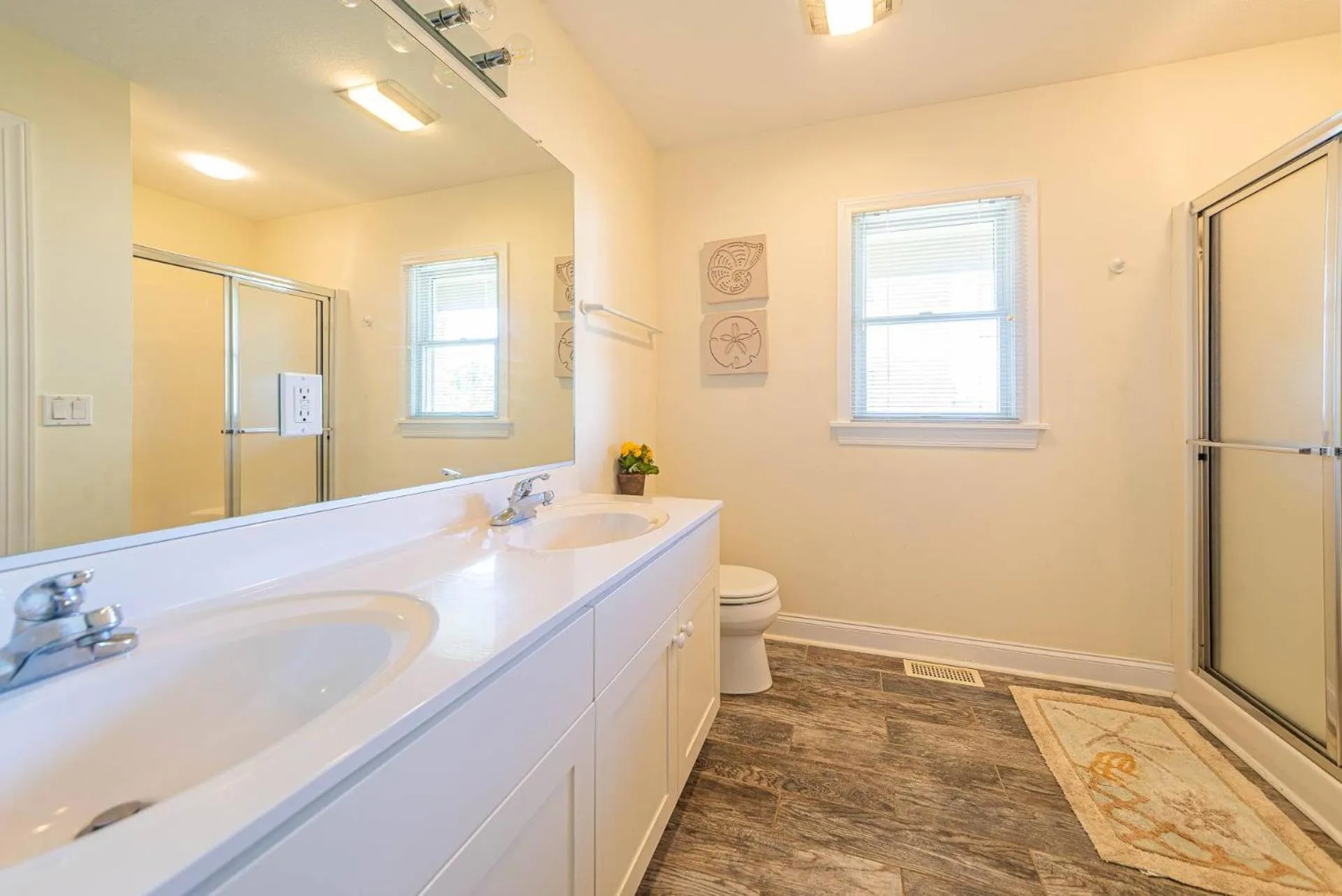 Crow's Nest - Corolla, Crown Point, 150 Yds to Beach, Hot Tub, Community Pool, Pets OK