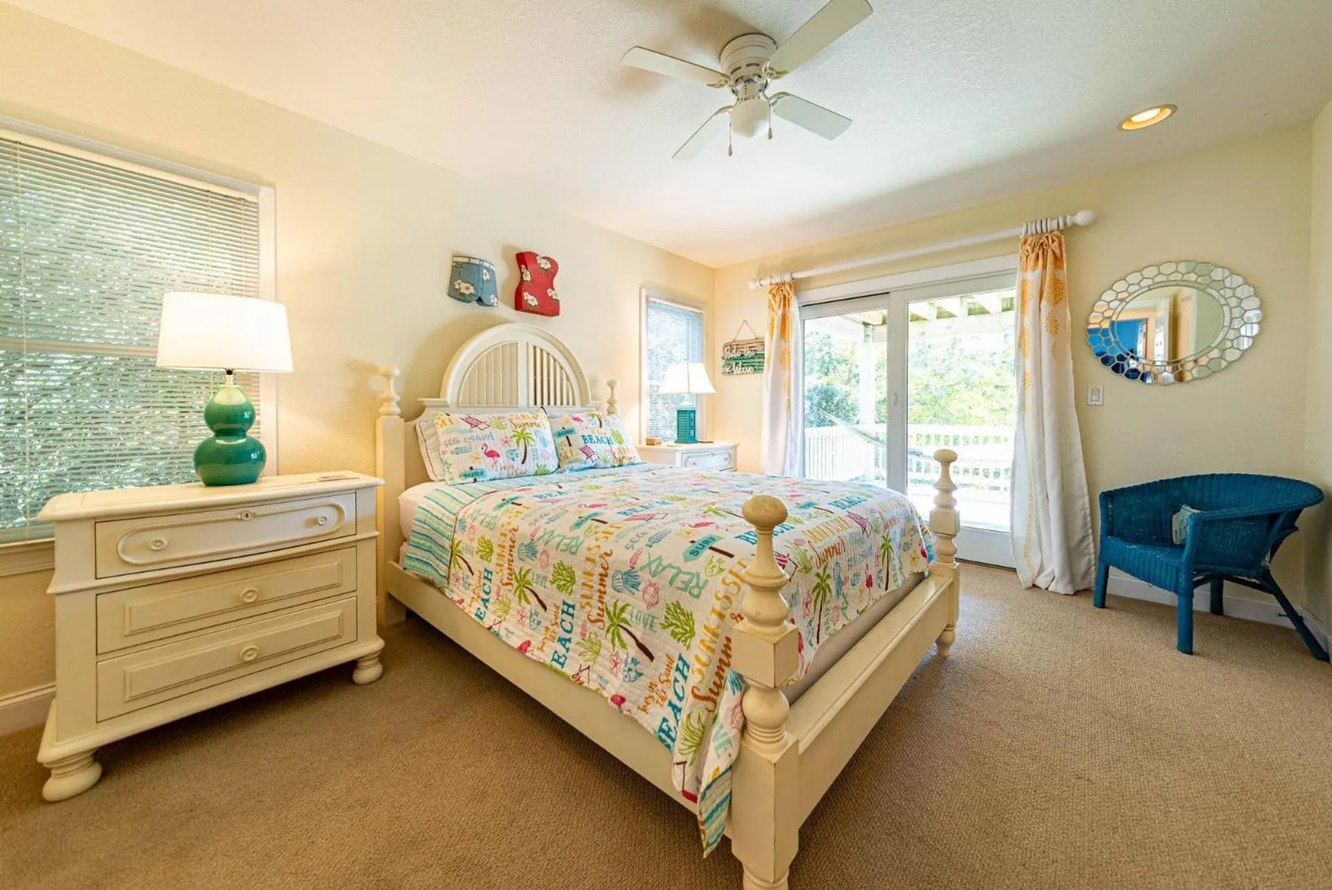 Bed in Crow's Nest - Corolla, Crown Point, 150 Yds to Beach, Hot Tub, Community Pool, Pets OK