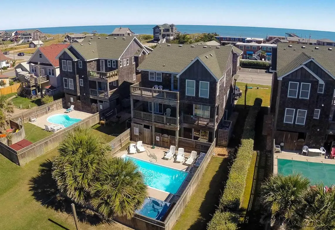 Island Time - NH MP 11, 50 Ft to Beach, Elevator, Pool, Free Pool Heat, Hot Tub, Pets OK, YR Flex