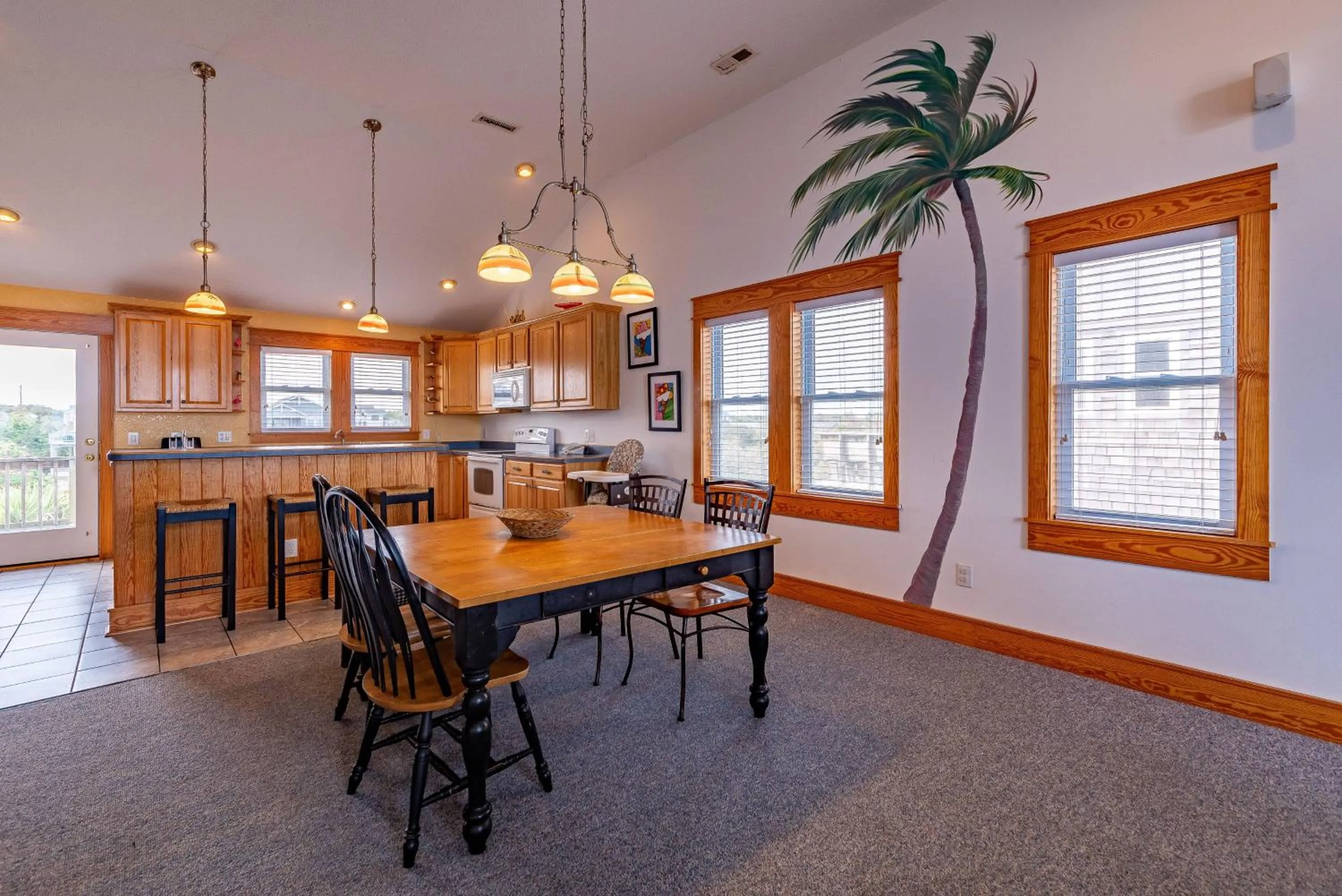 Island Time - NH MP 11, 50 Ft to Beach, Elevator, Pool, Free Pool Heat, Hot Tub, Pets OK, YR Flex