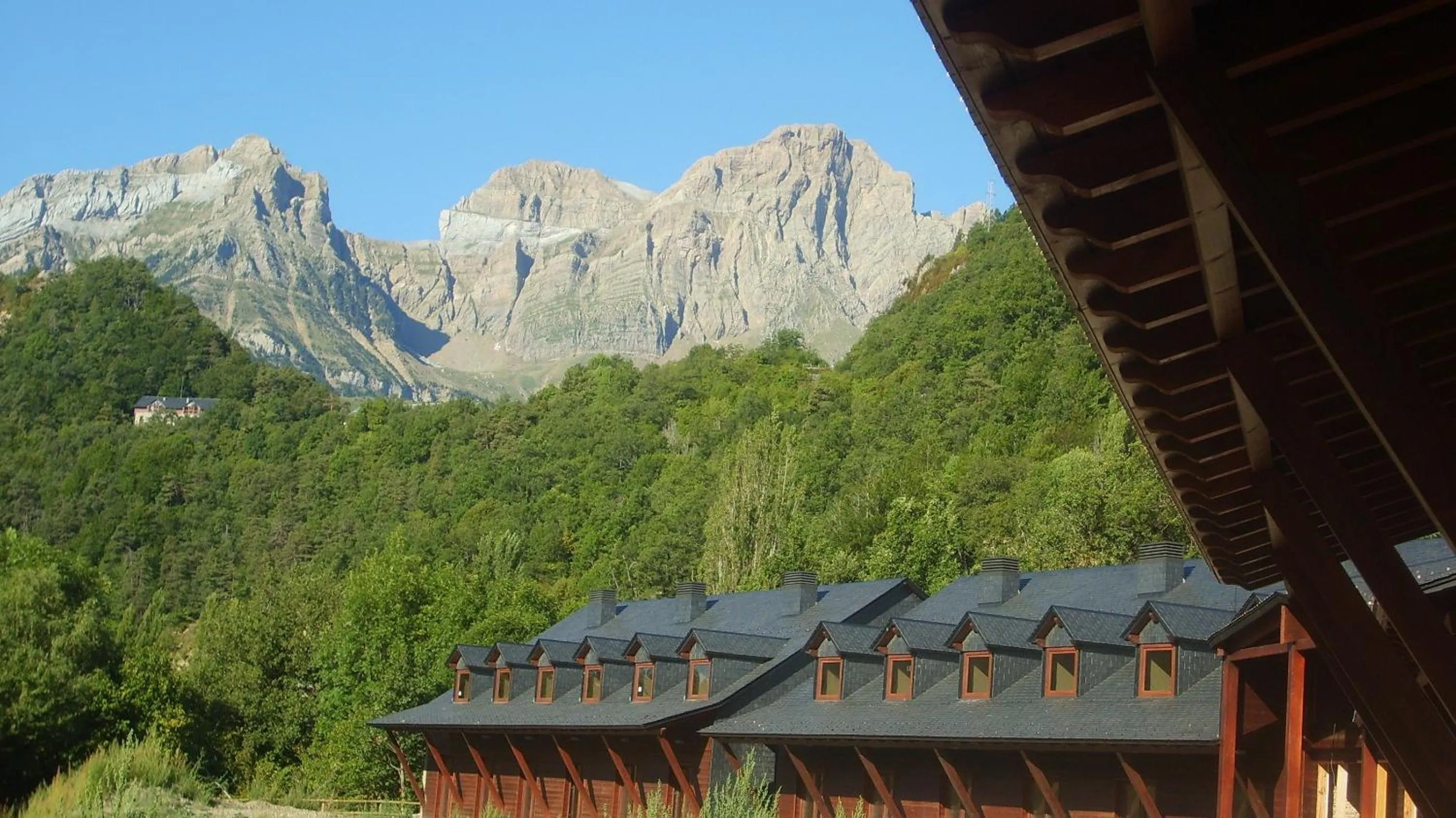 Area and facilities in Aparthotel Bubal