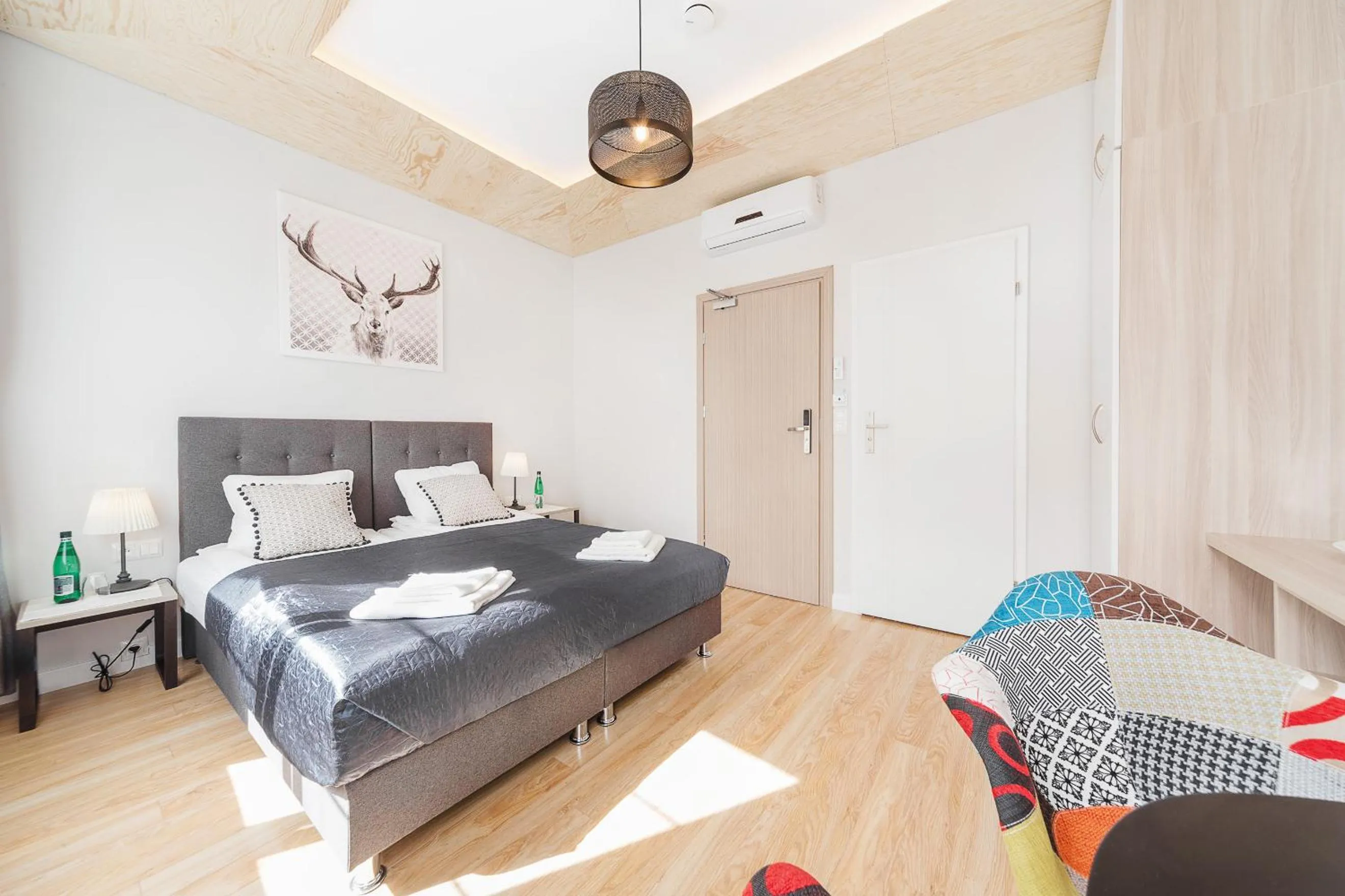 Bed in Six Suites, Old Town