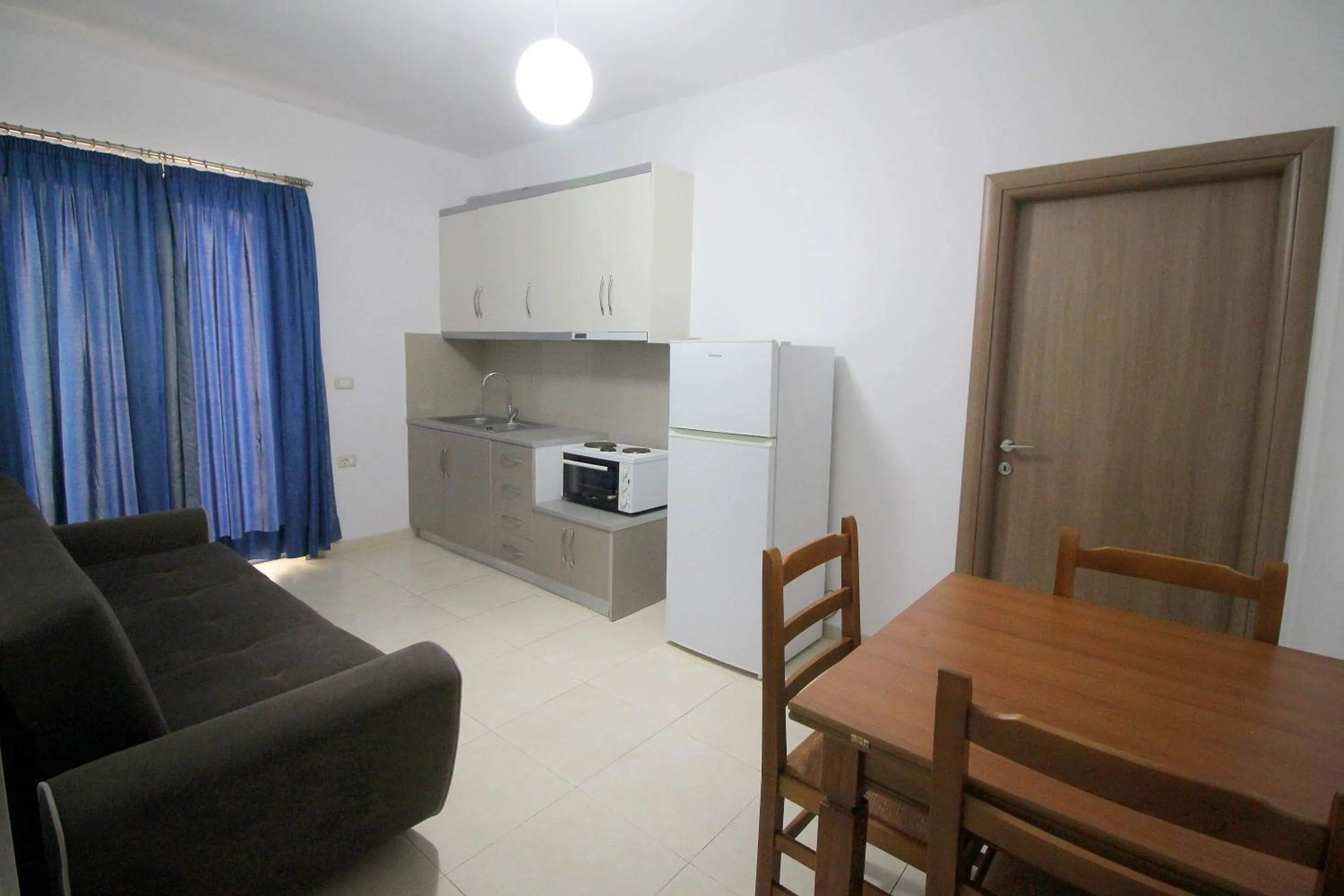 Kitchen or kitchenette in Hotel Argjiro