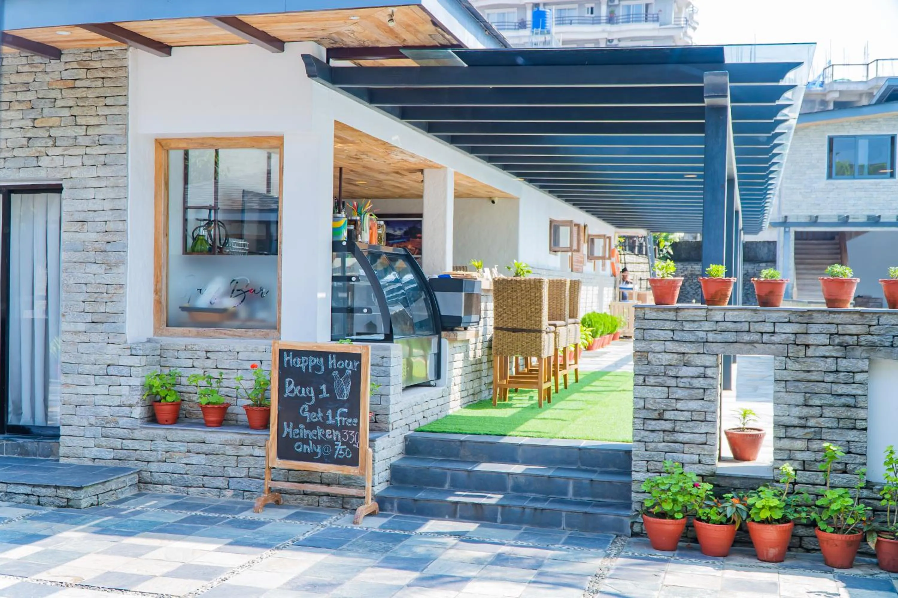 Lounge or bar in Hotel Barahi Pokhara