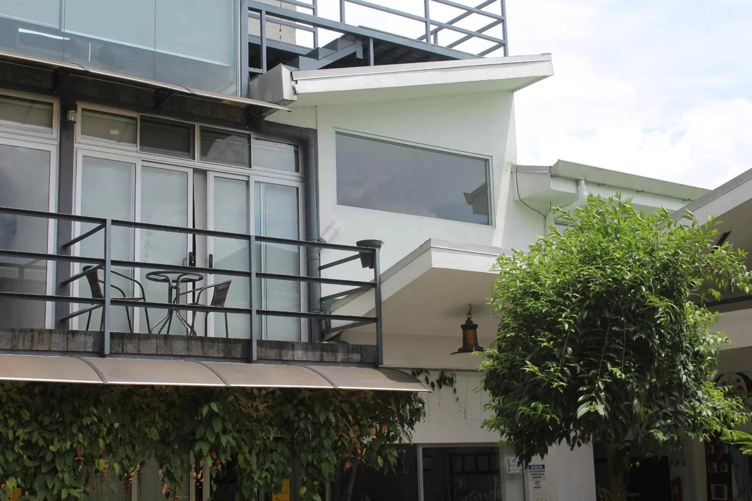 Cando Living Apartments in Central Avenue