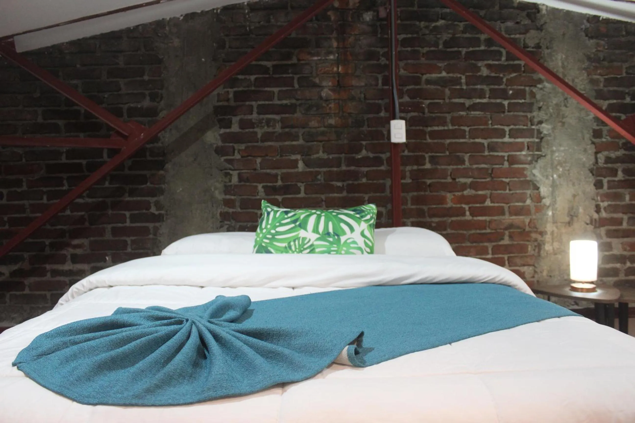 Bed in Cando Living Apartments in Central Avenue