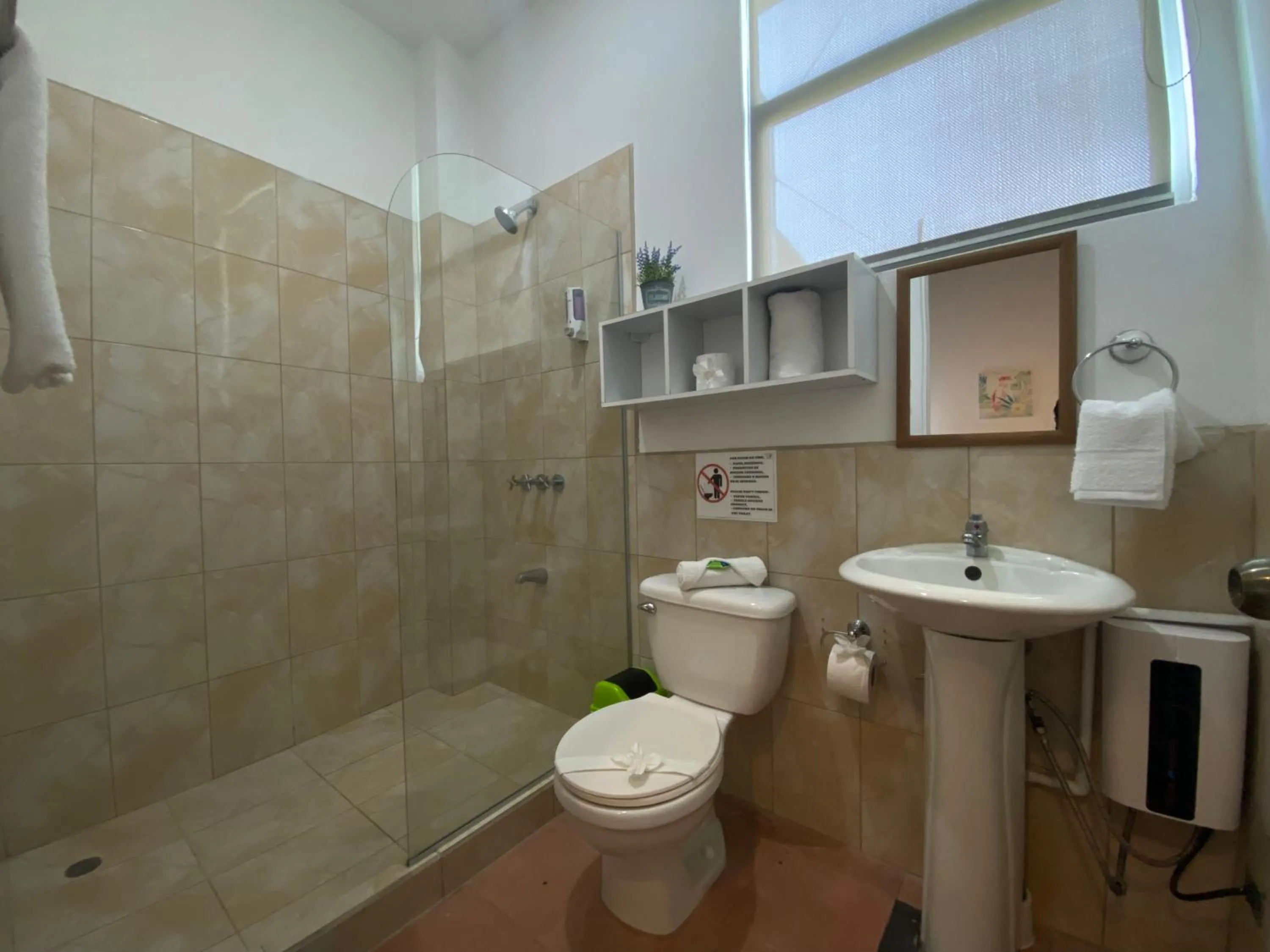 Cando Living Apartments in Central Avenue