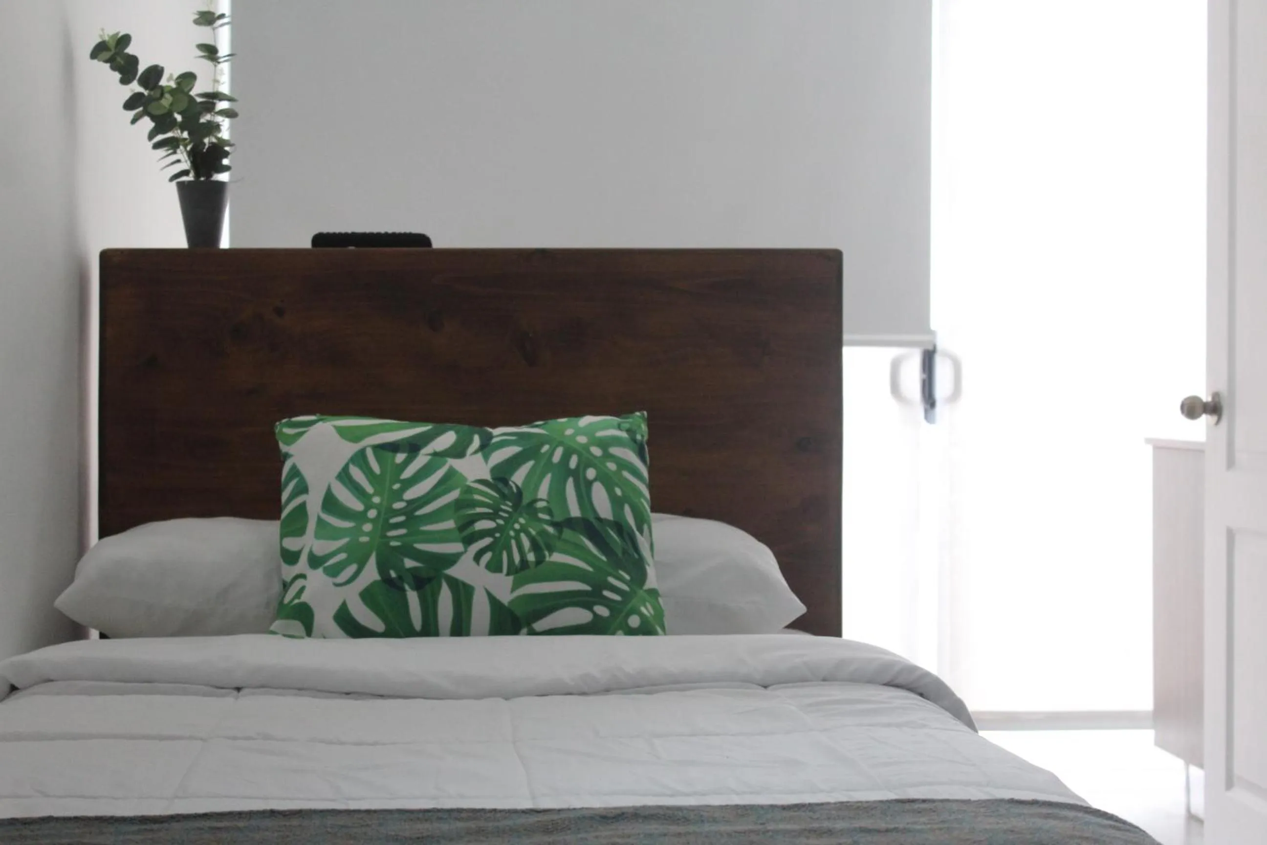 Bed in Cando Living Apartments in Central Avenue