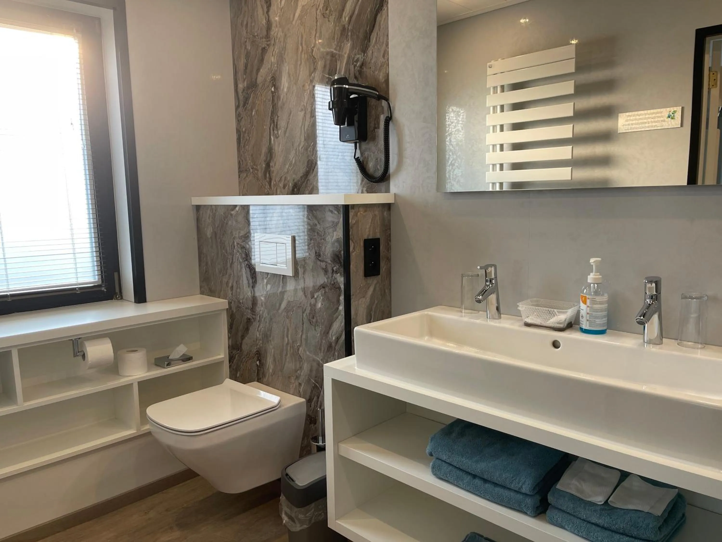 Toilet in Villa Hotel