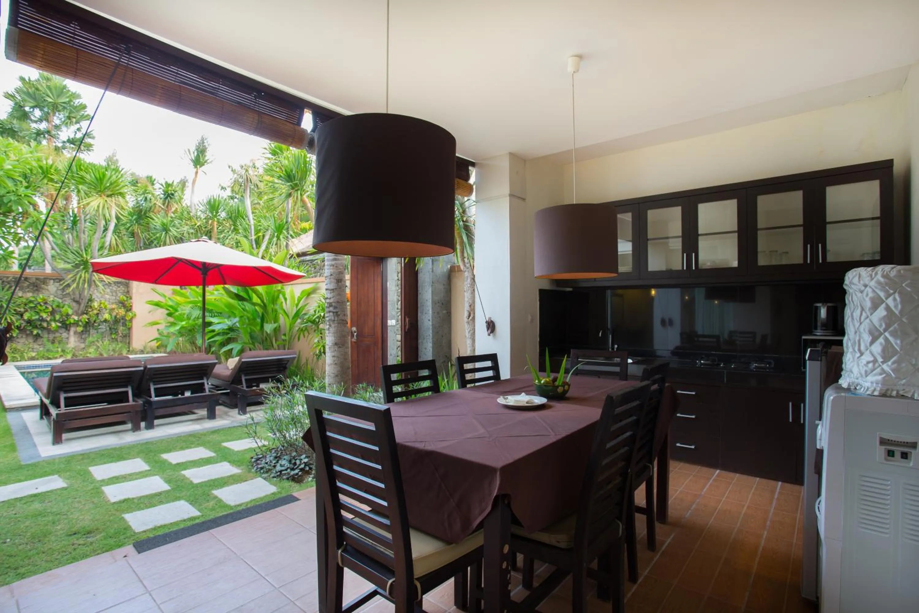 Dining area in The Yubi Boutique Villas Seminyak