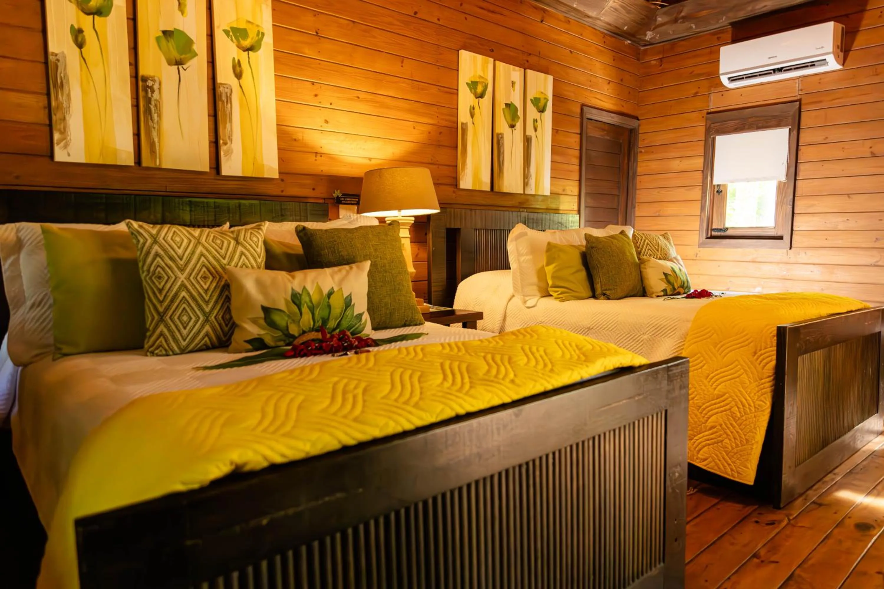 Bed in Platon Ecolodge