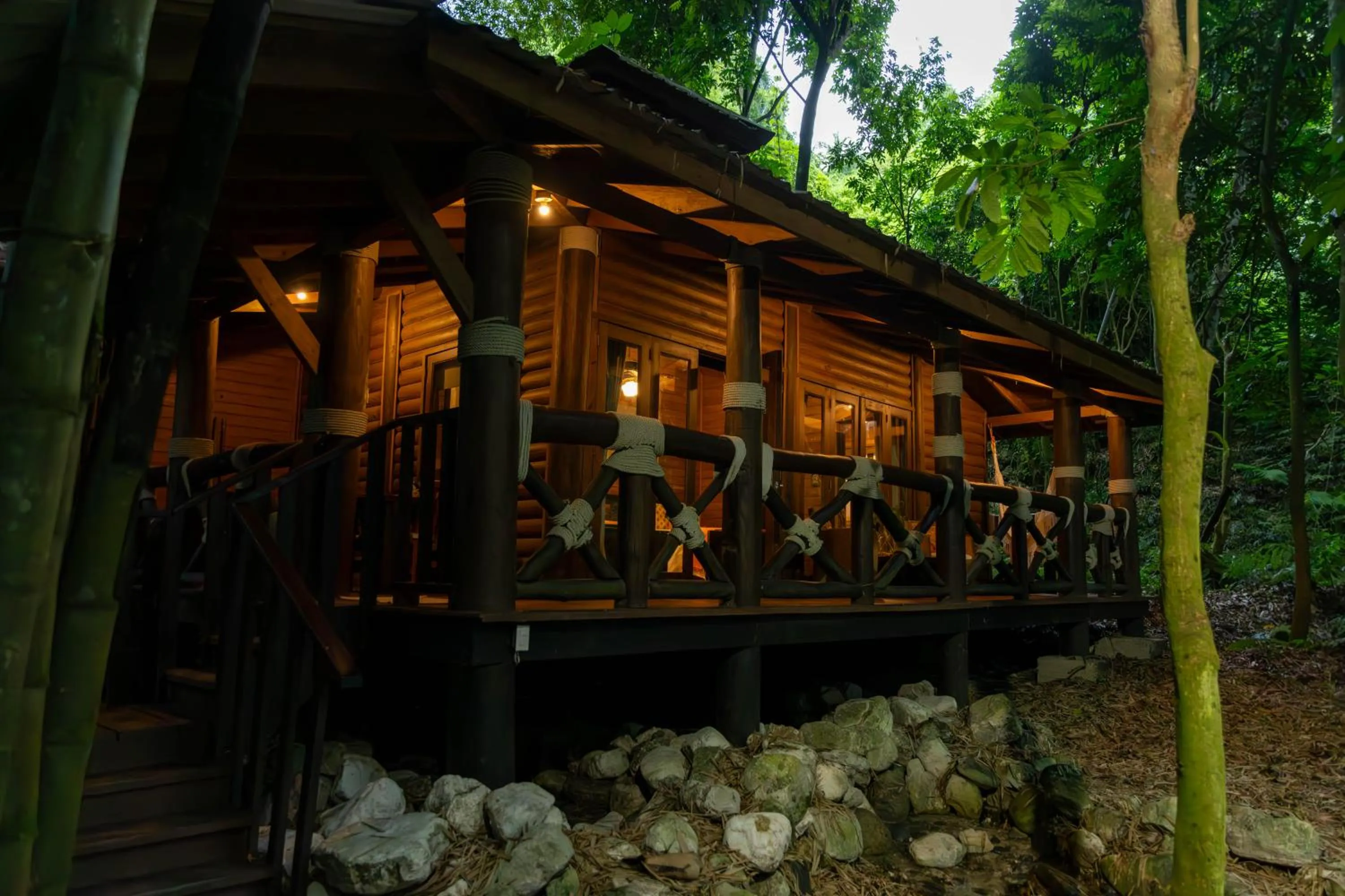 Platon Ecolodge