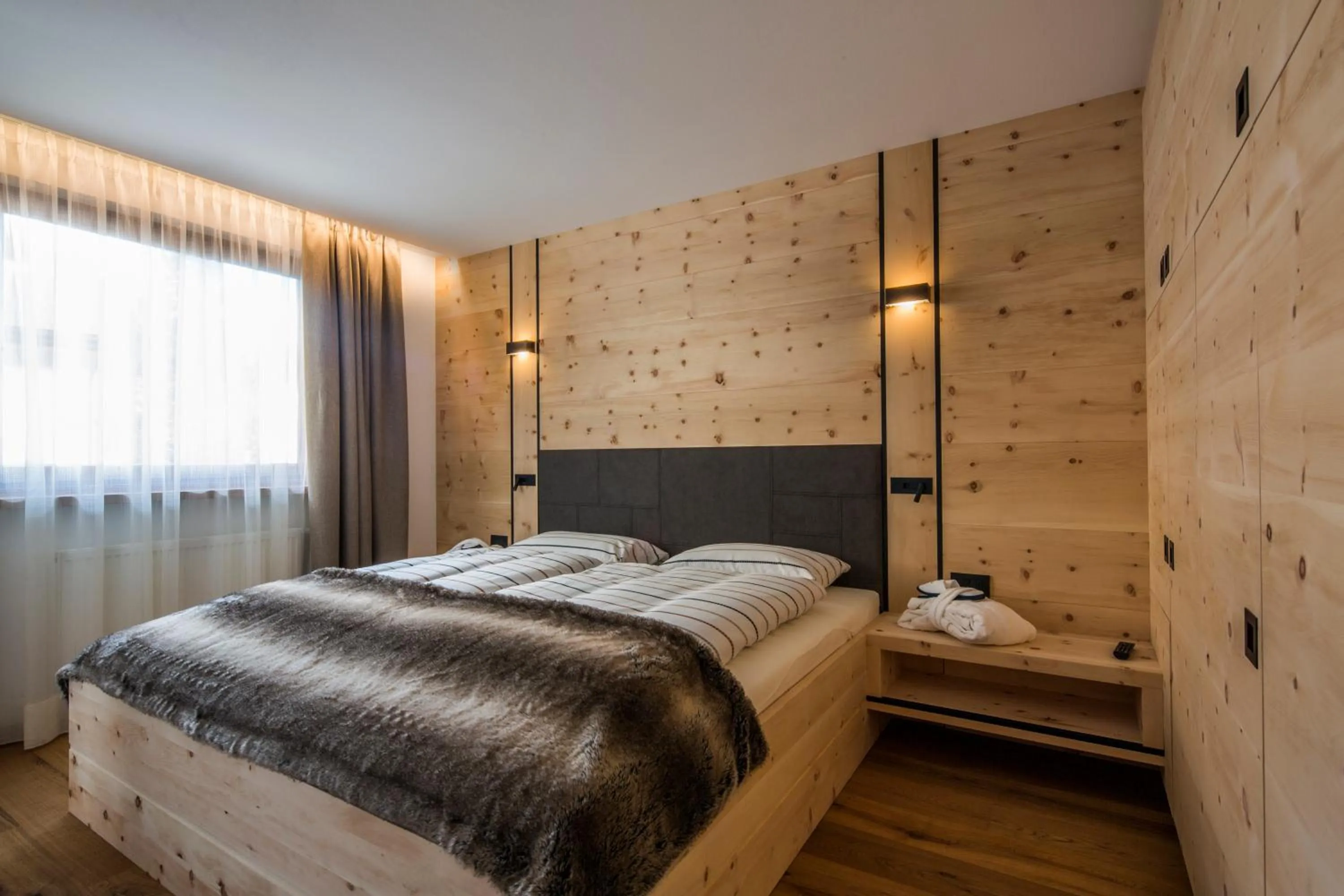 Bedroom, Bed in Hotel Cristallo - Wellness Mountain Living