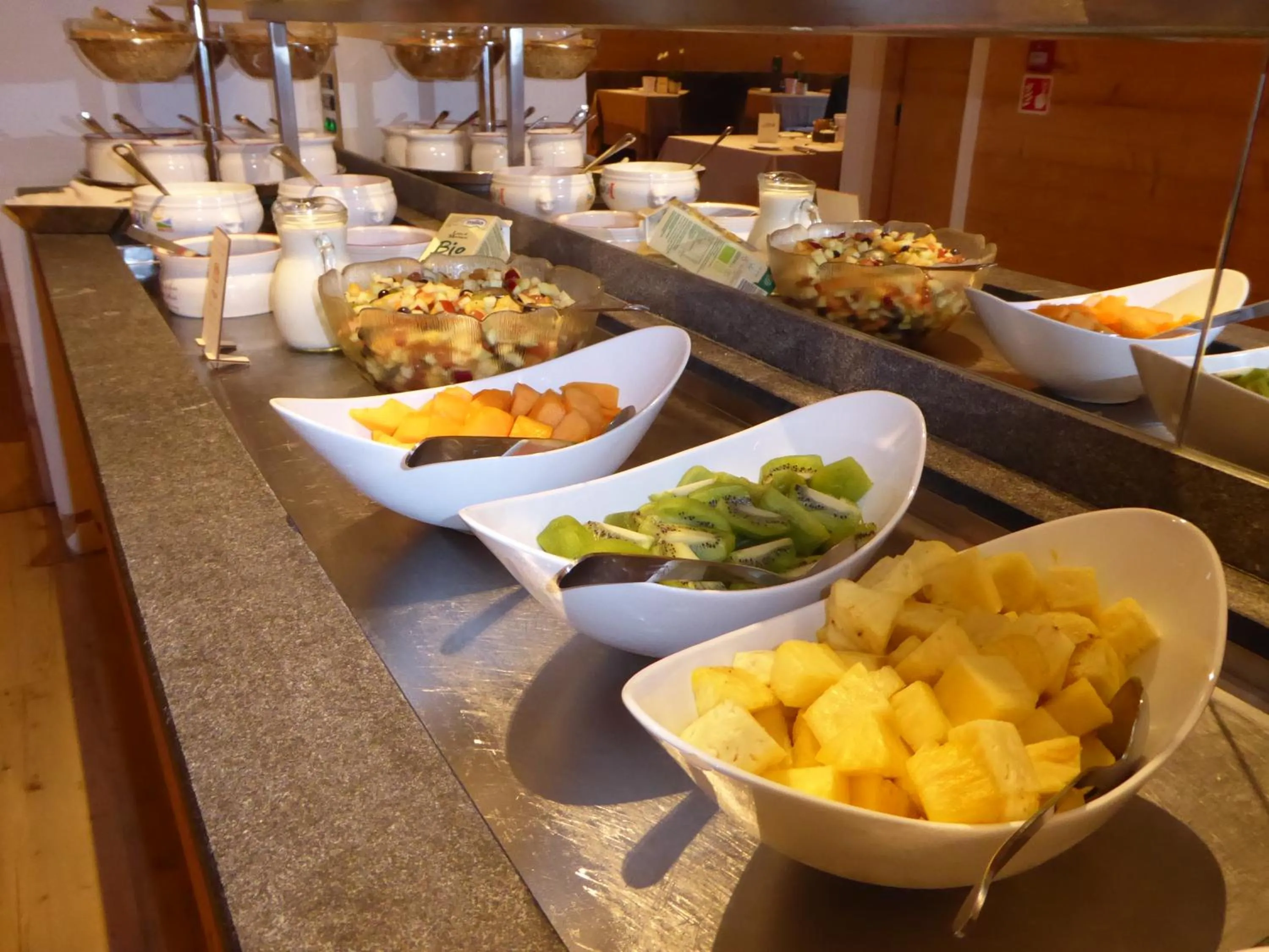 Buffet breakfast in Hotel Cristallo - Wellness Mountain Living