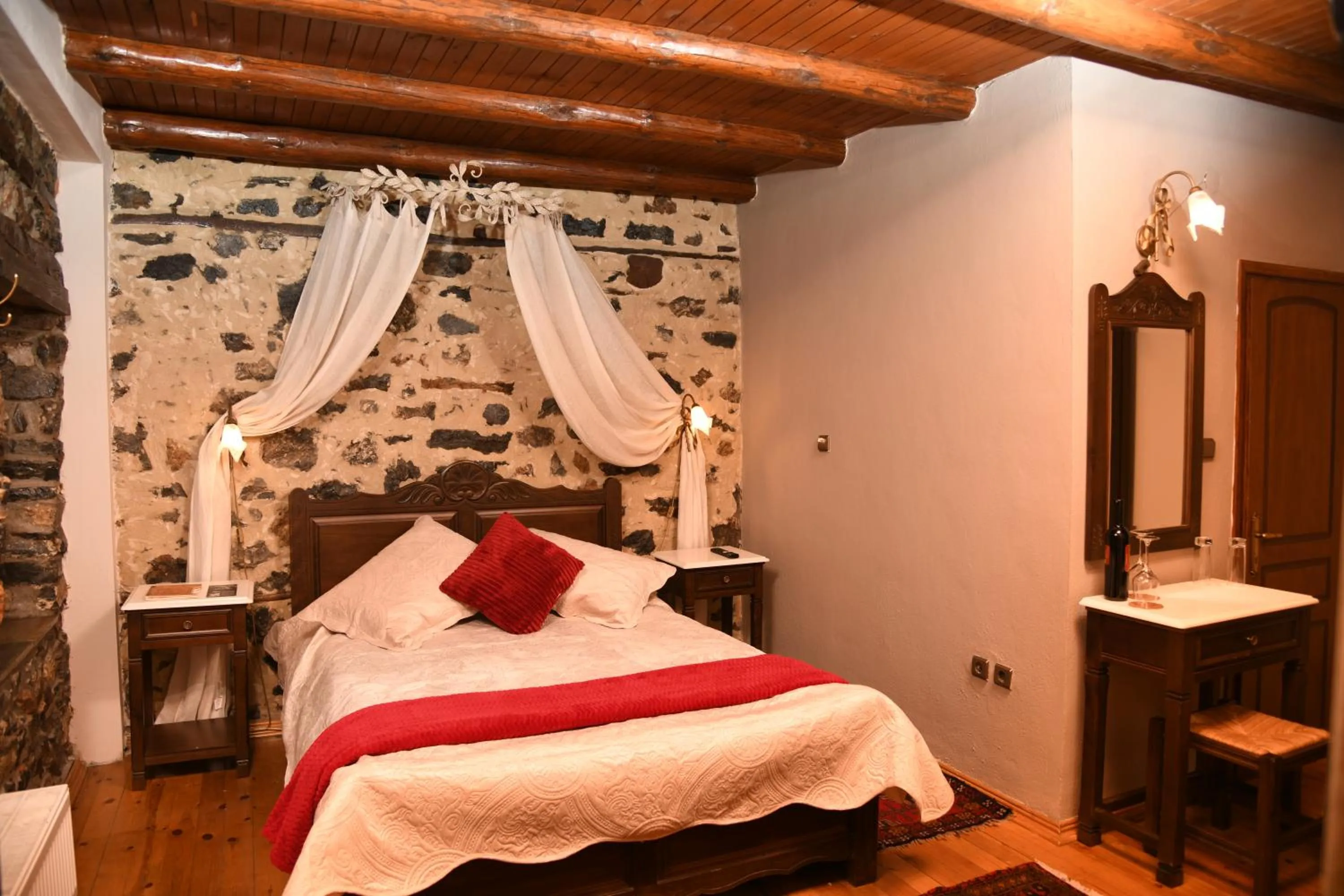 Bedroom, Bed in Αρχοντικό Ταρσούνα