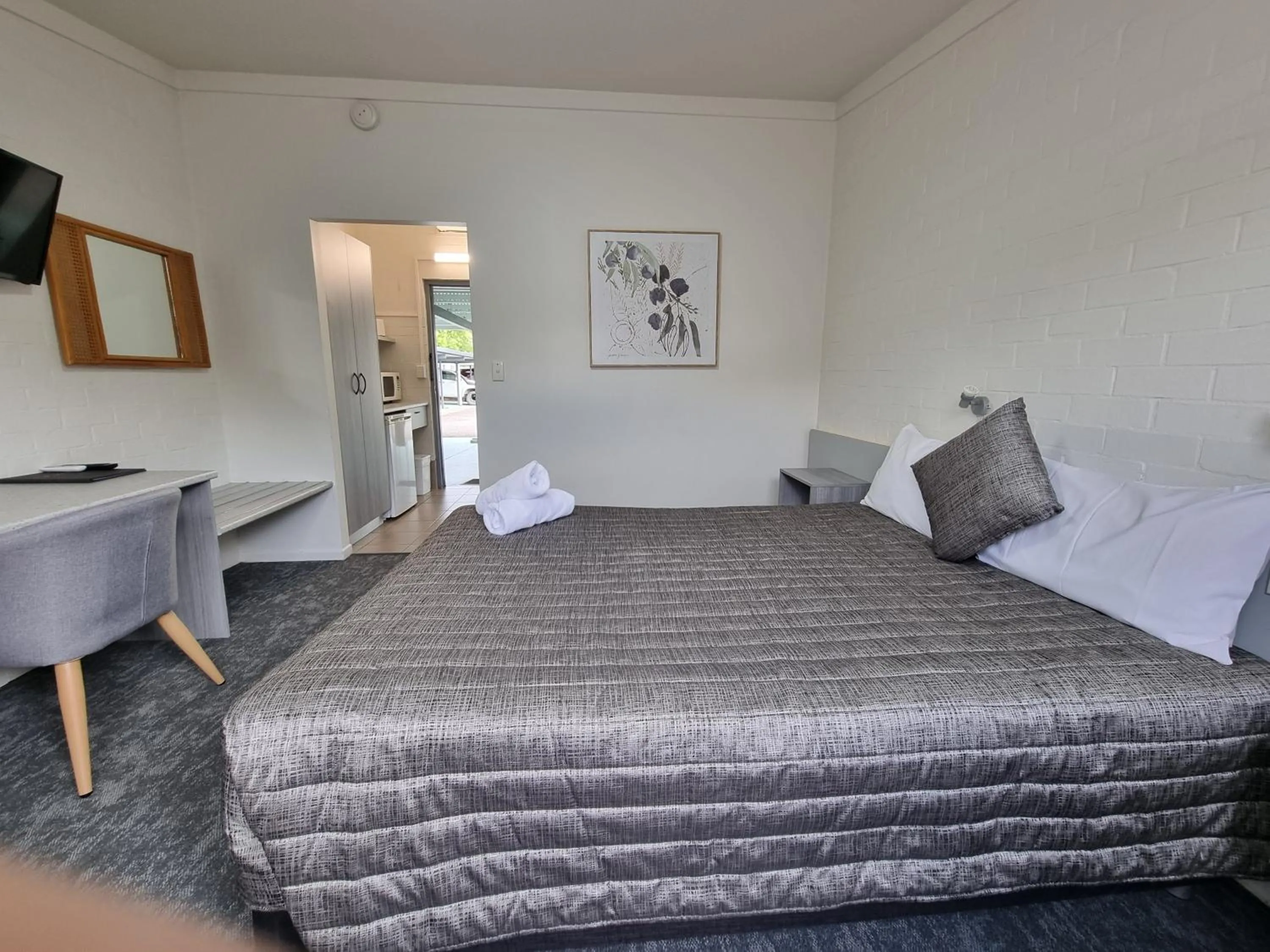 Bed in Y Motels Yarraman