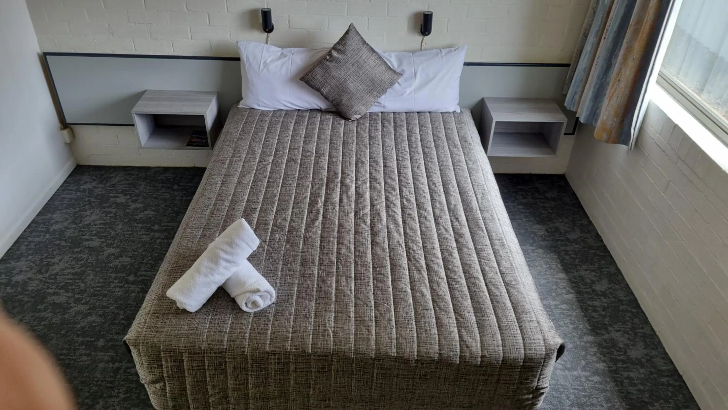 Bed in Y Motels Yarraman