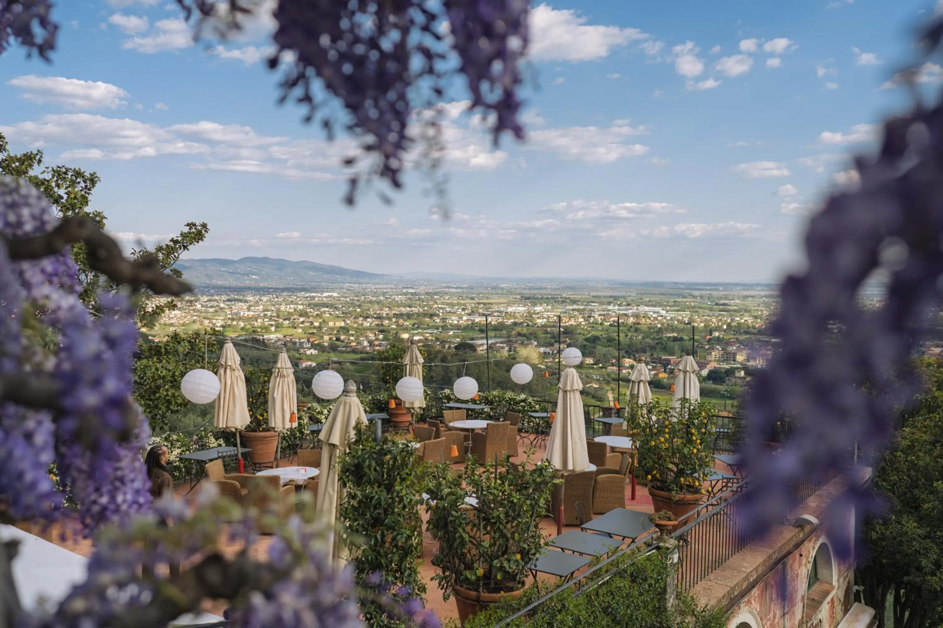 Natural landscape in Hotel Villa Sermolli