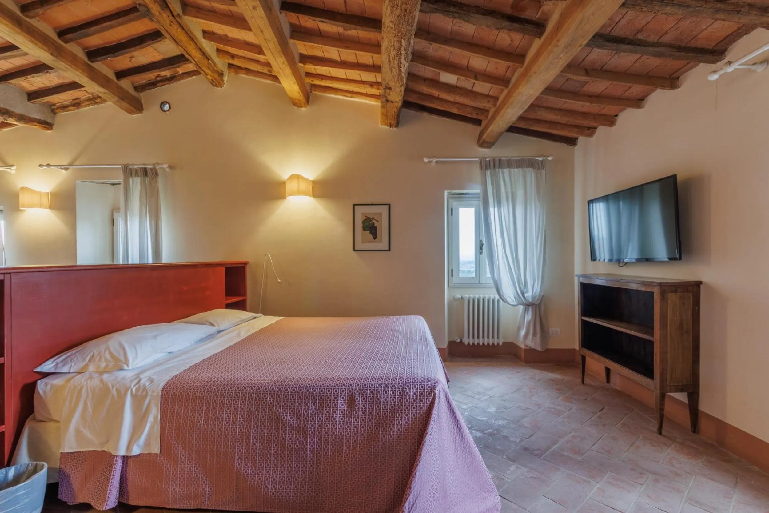 Bed in Hotel Villa Sermolli