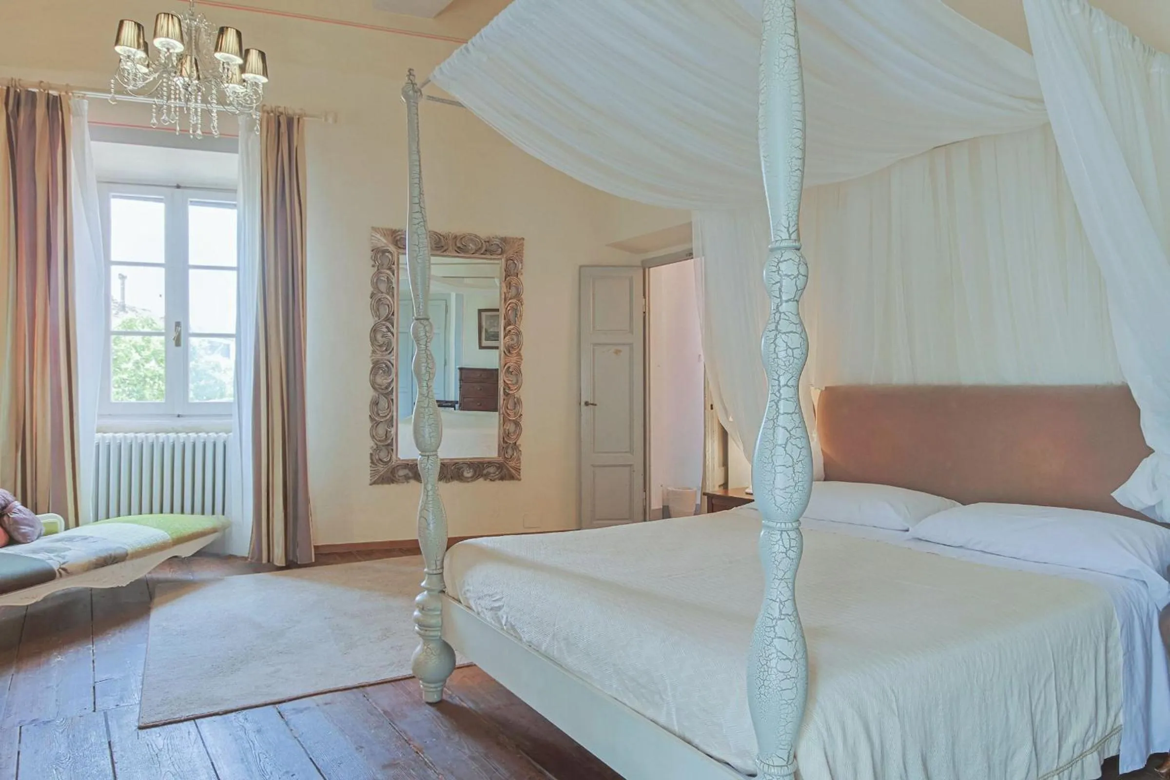 Bedroom, Bed in Hotel Villa Sermolli