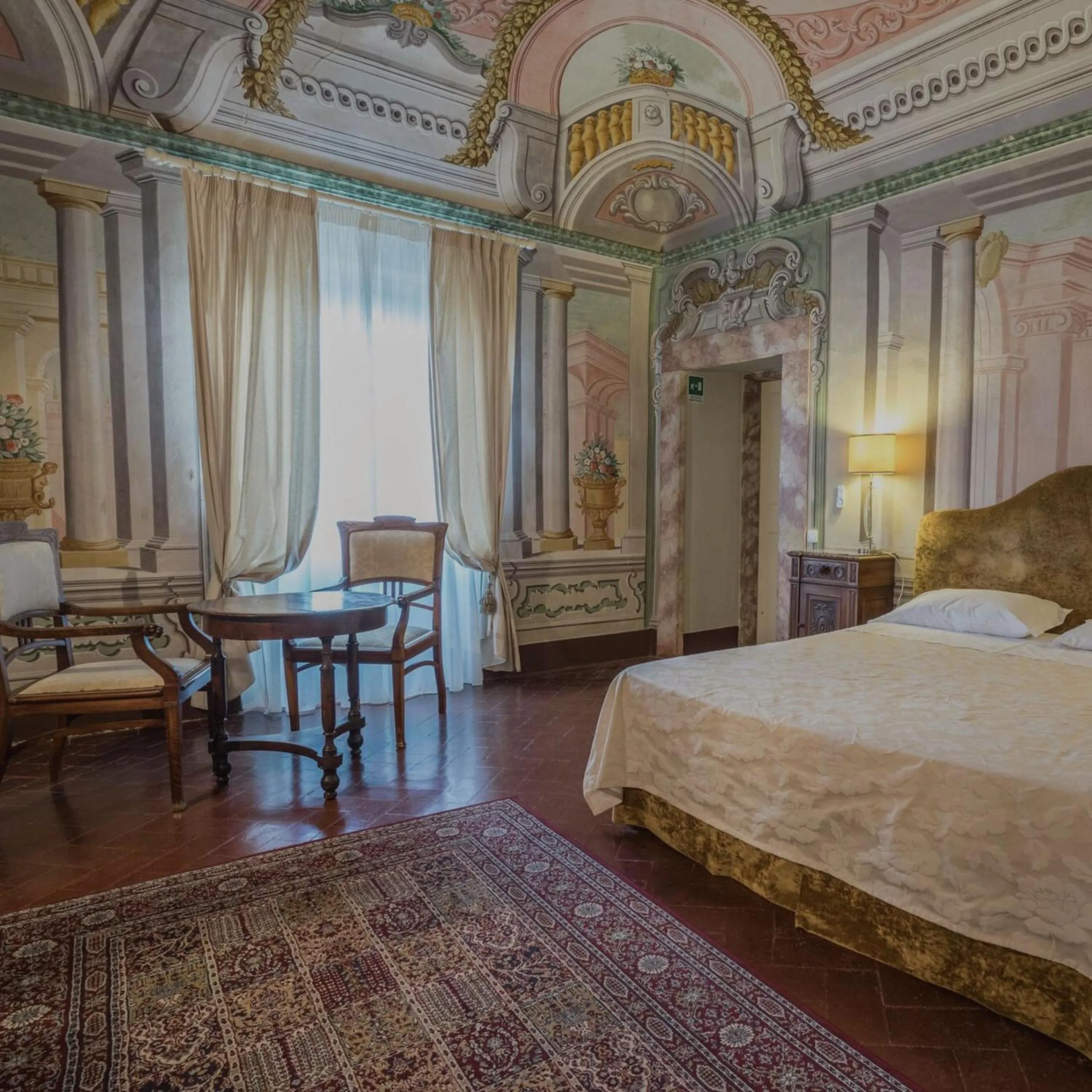 Bed in Hotel Villa Sermolli