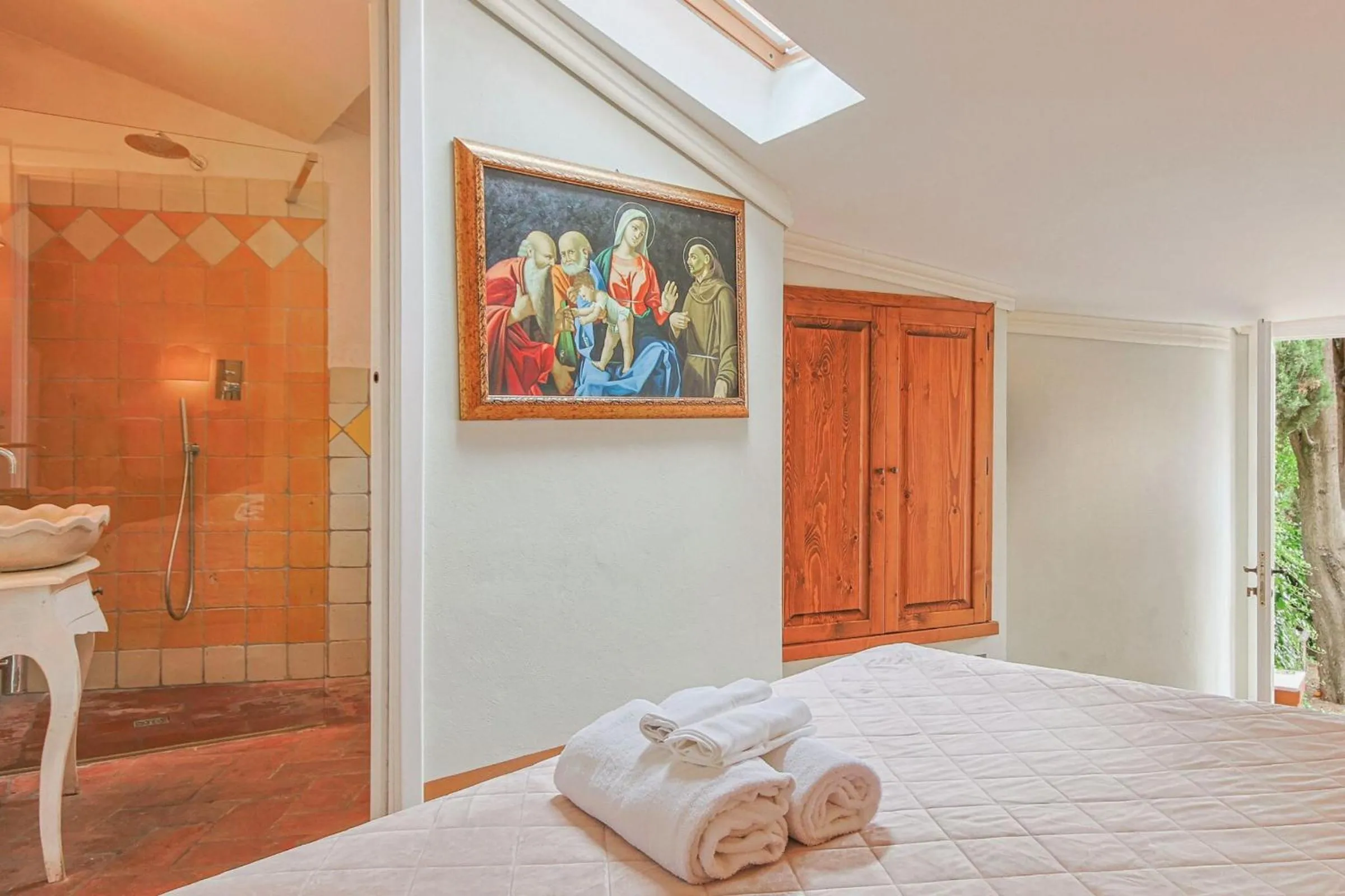 Photo of the whole room, Bed in Hotel Villa Sermolli