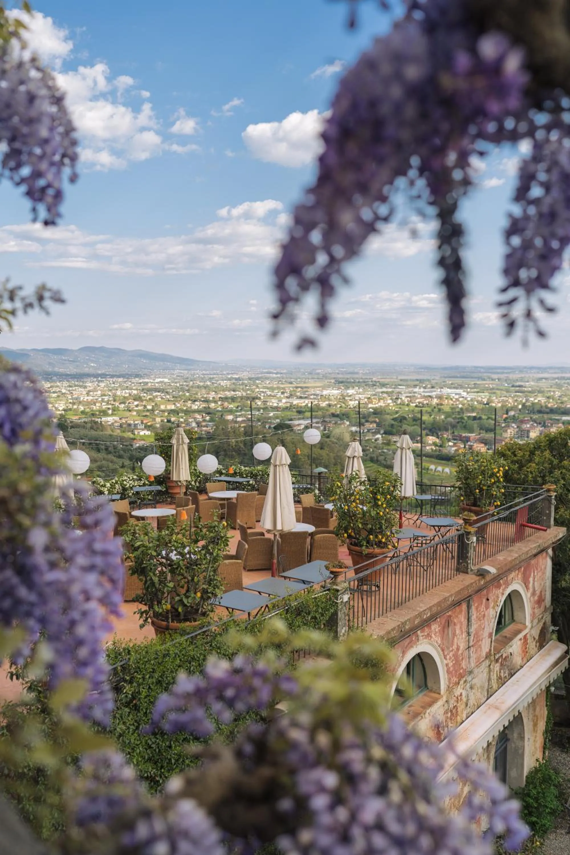 Spring in Hotel Villa Sermolli