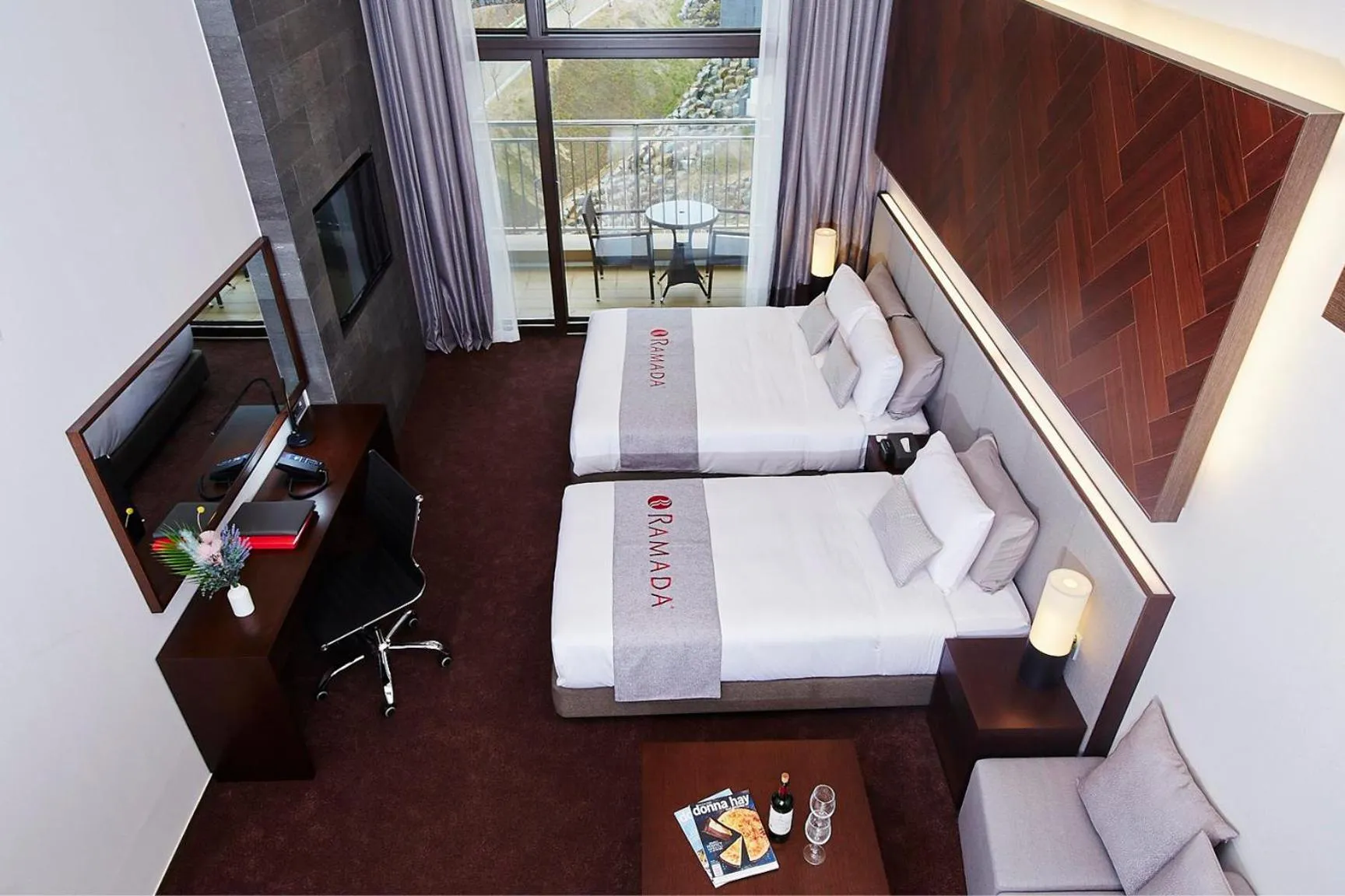 Photo of the whole room, Bed in Ramada Hotel & Suite by Wyndham Gangwon Pyeongchang