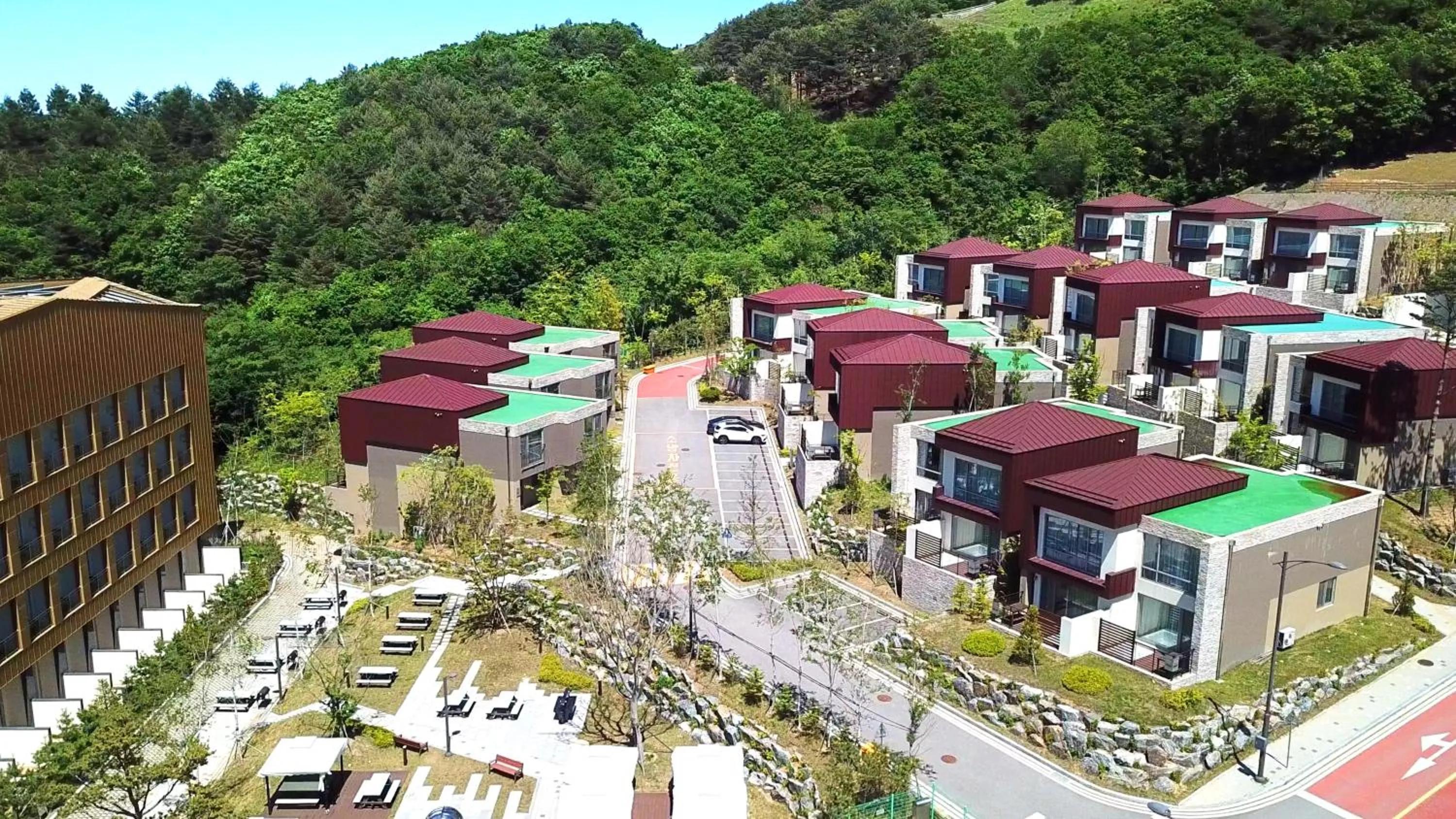 Property building in Ramada Hotel & Suite by Wyndham Gangwon Pyeongchang