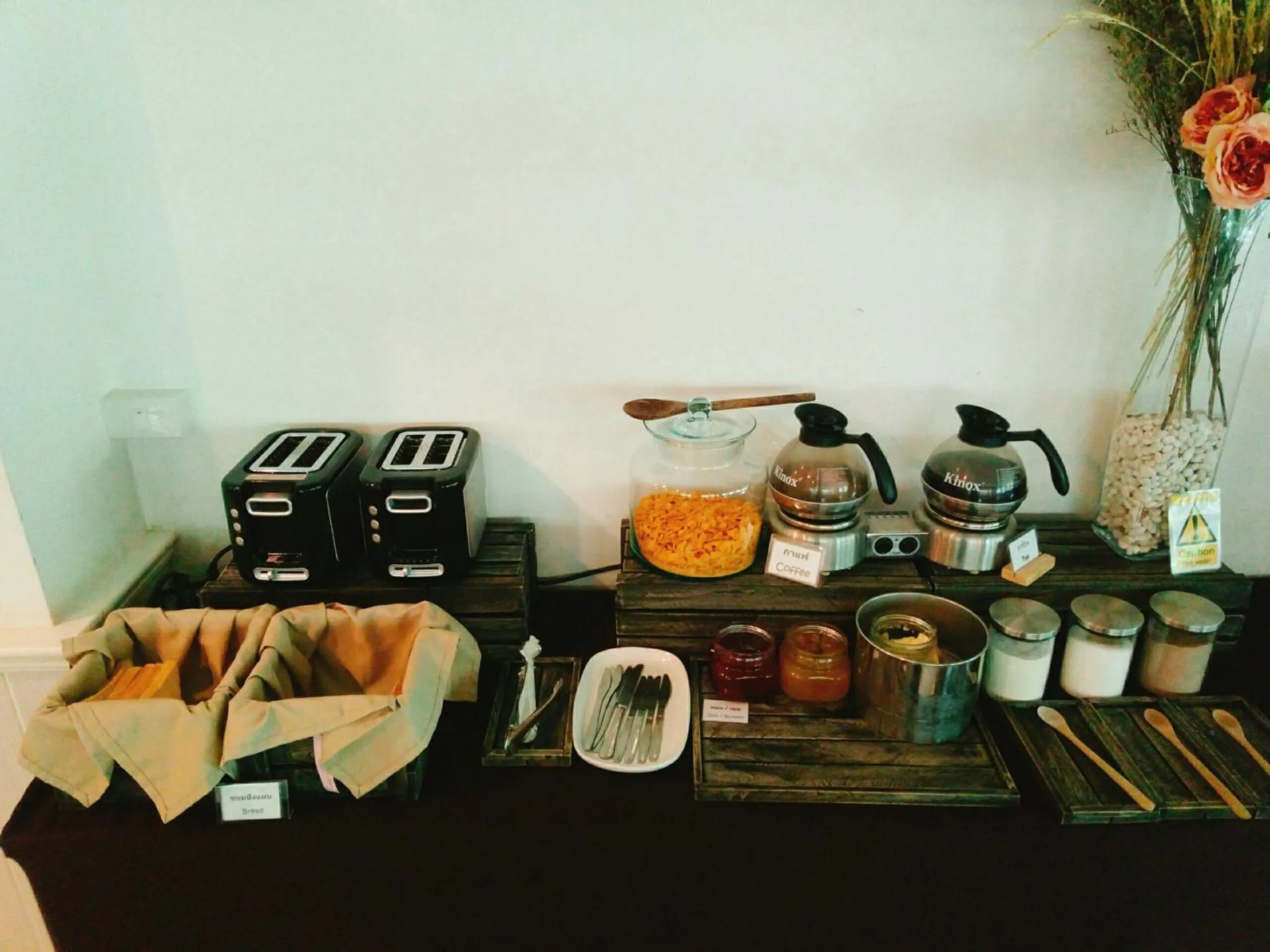 Breakfast in Gallery Lake View Hotel