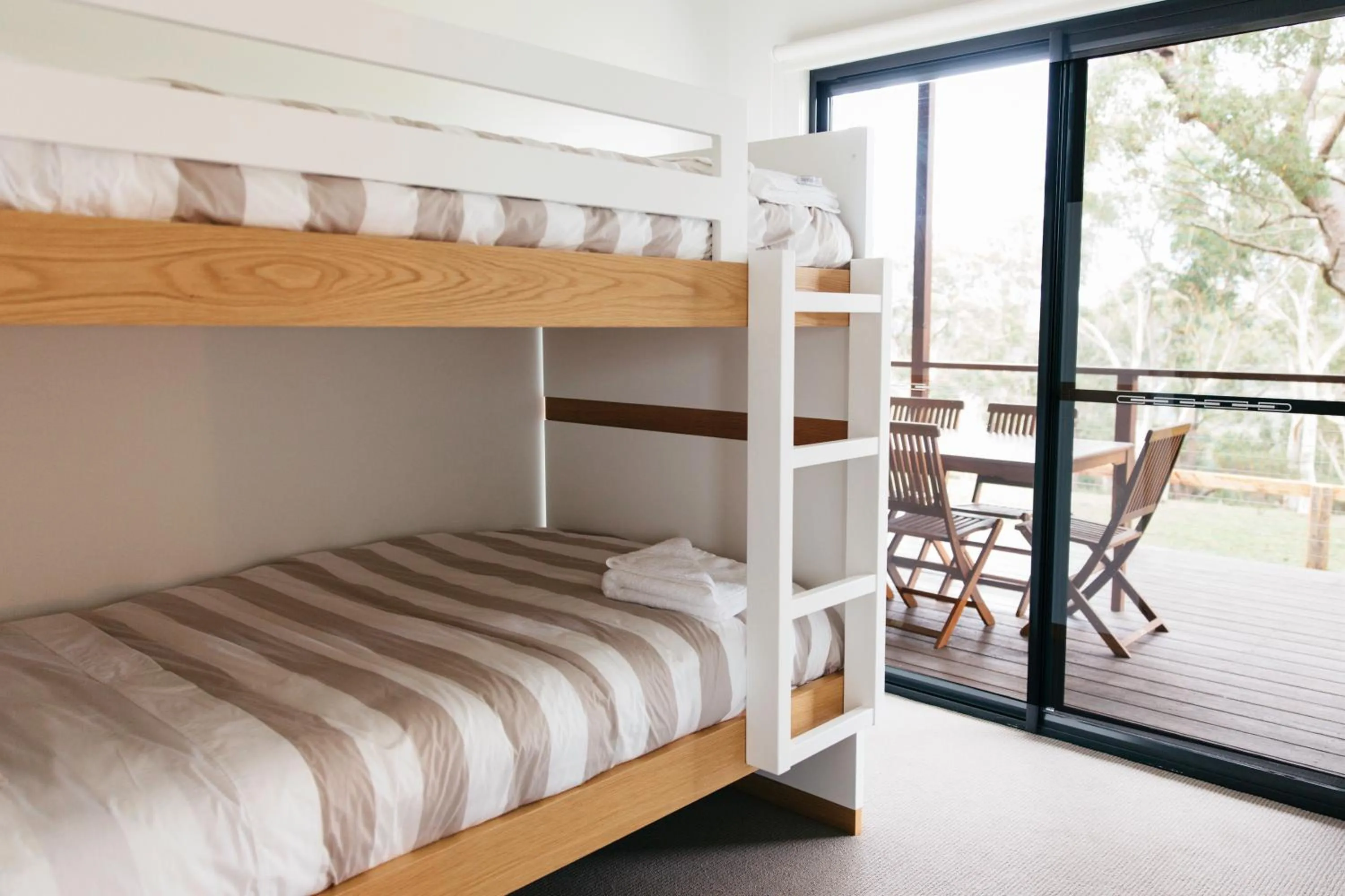 Balcony/Terrace, Bed in Glenworth Valley Wilderness Adventures