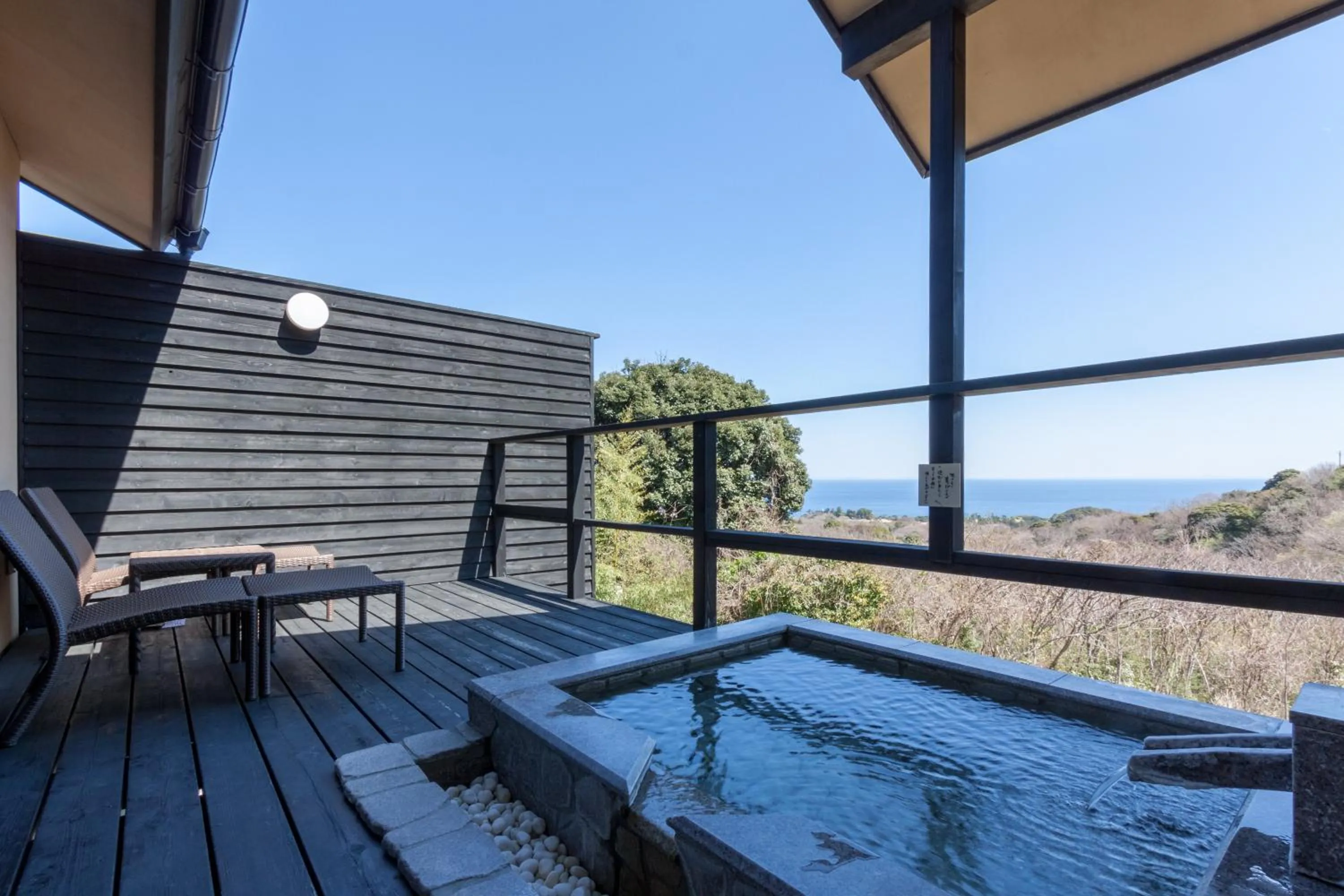 Balcony/Terrace in Ito Yukitei Kawana Bettei