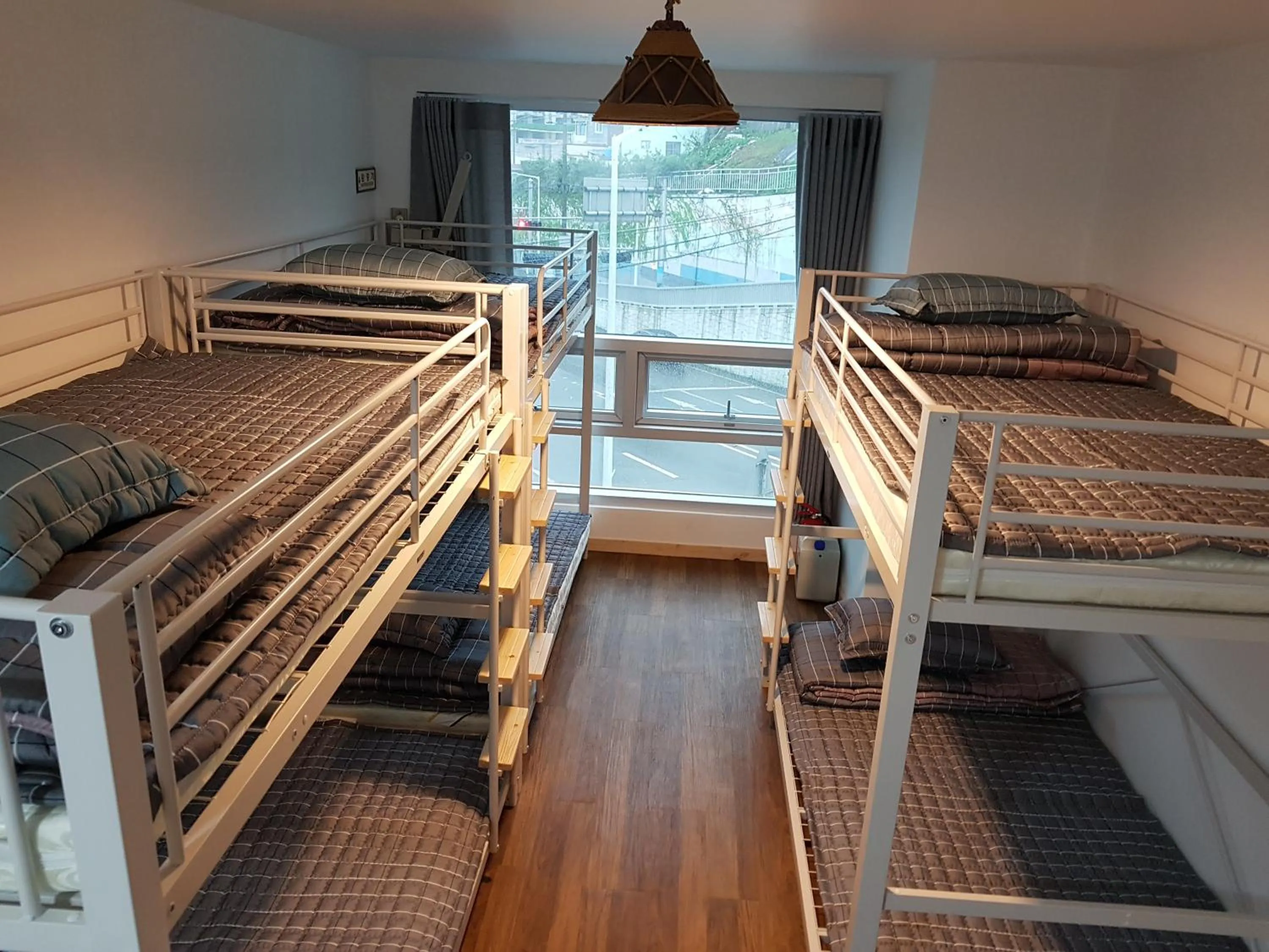 Bed in For You Hostel