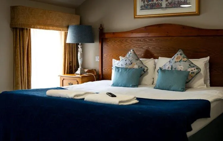 Bed in The Atherstone Red Lion Hotel