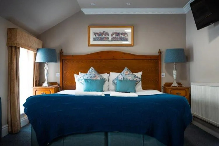 Bed in The Atherstone Red Lion Hotel