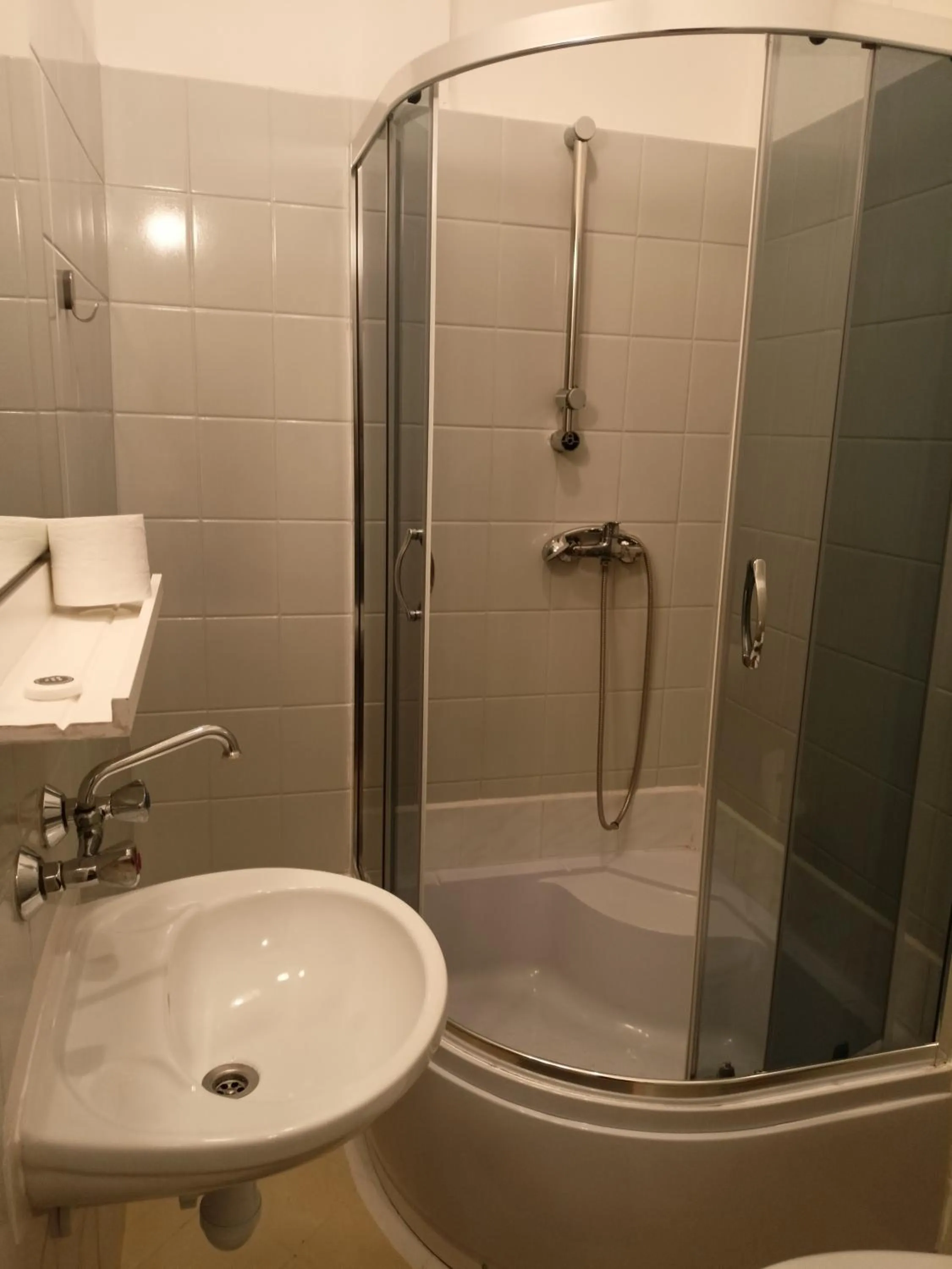 Shower in AGRO obiekt hotelowy