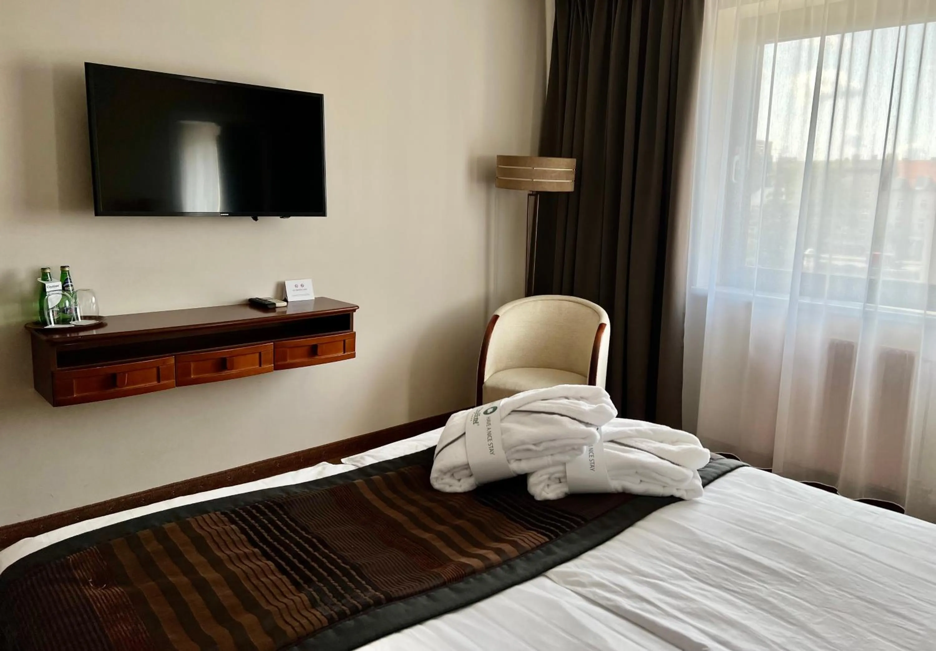 TV and multimedia, Bed in City Hotel