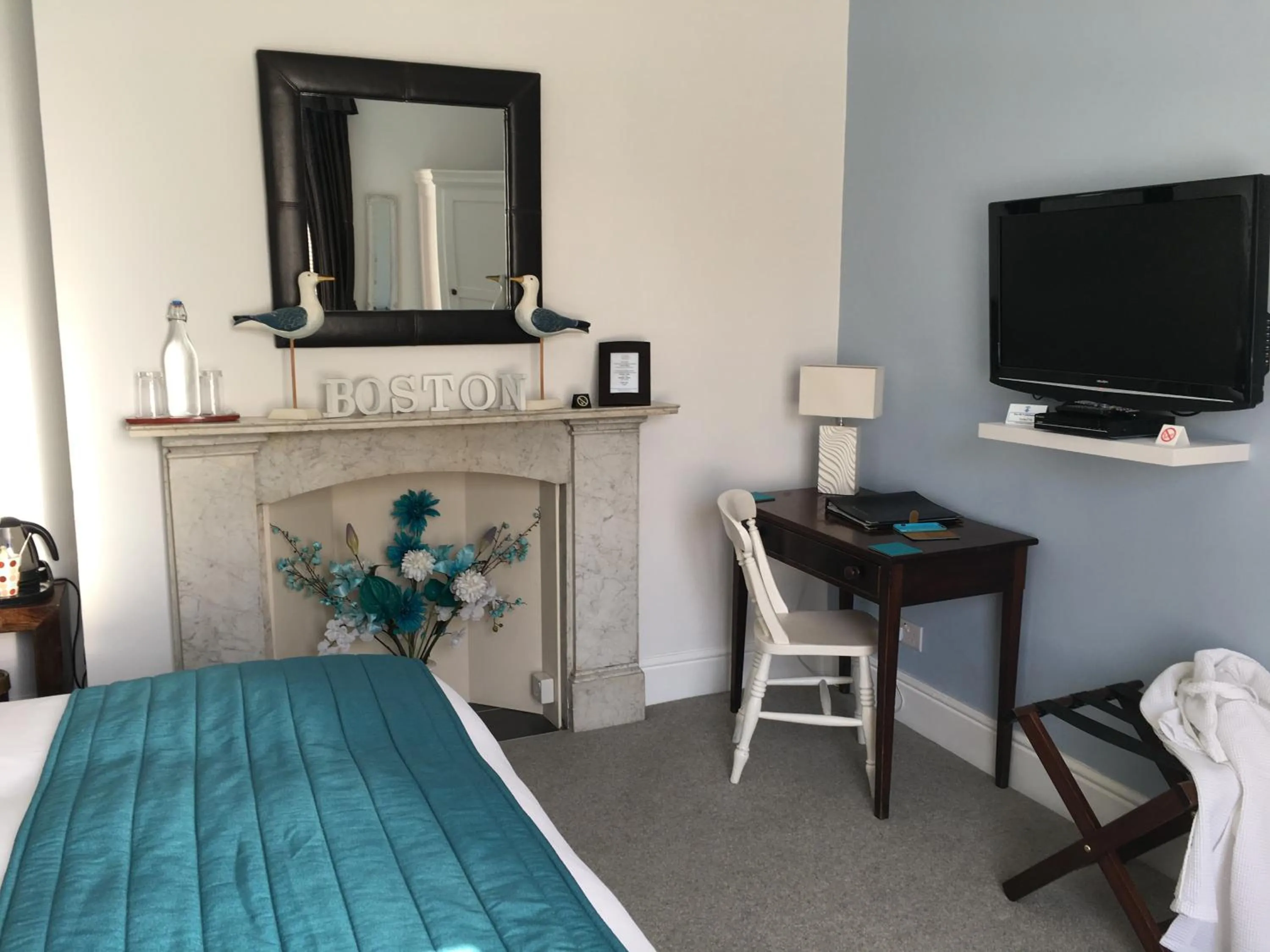 TV and multimedia, Bed in House of Agnes