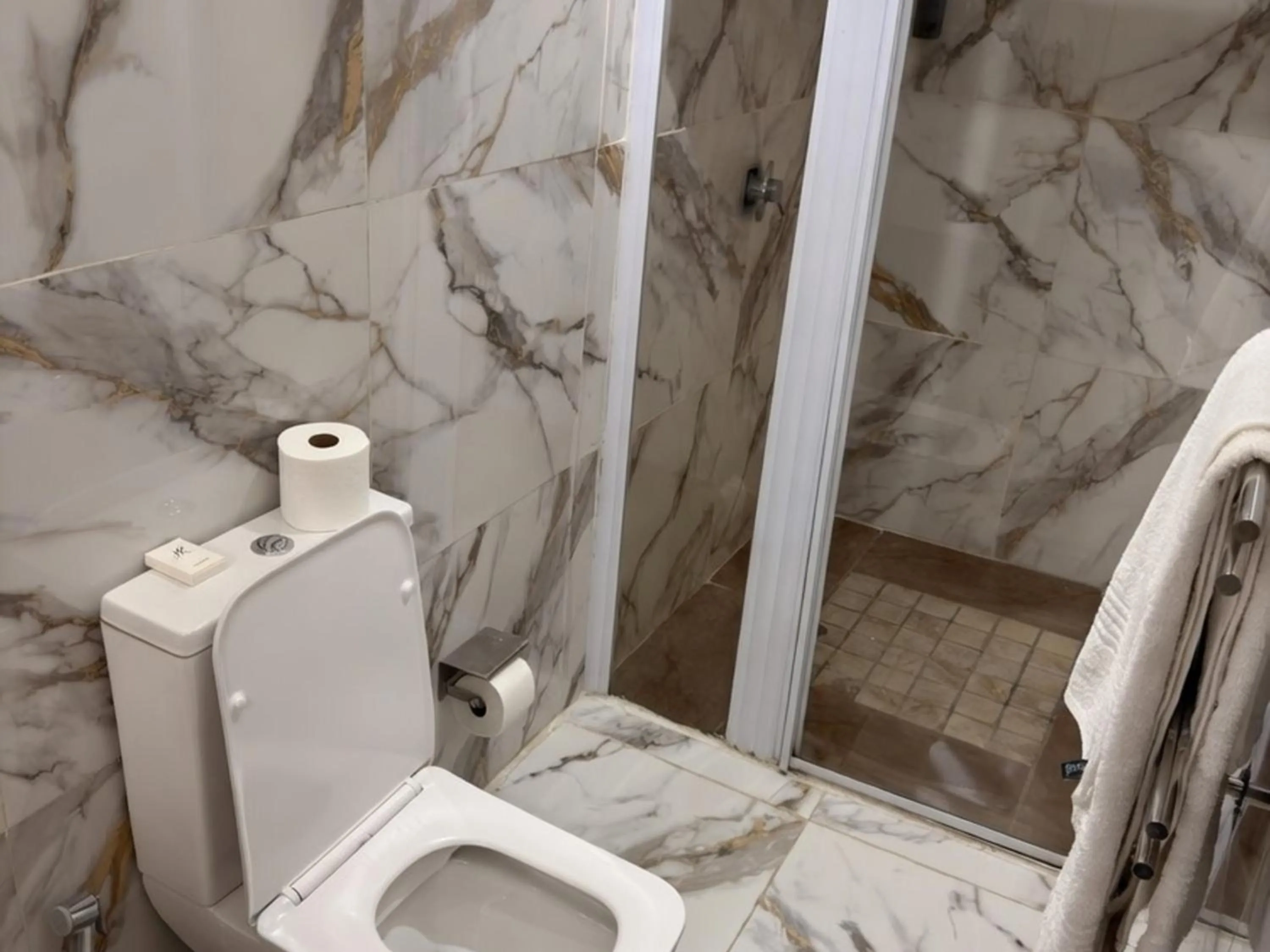 Bathroom in Lido Hotel