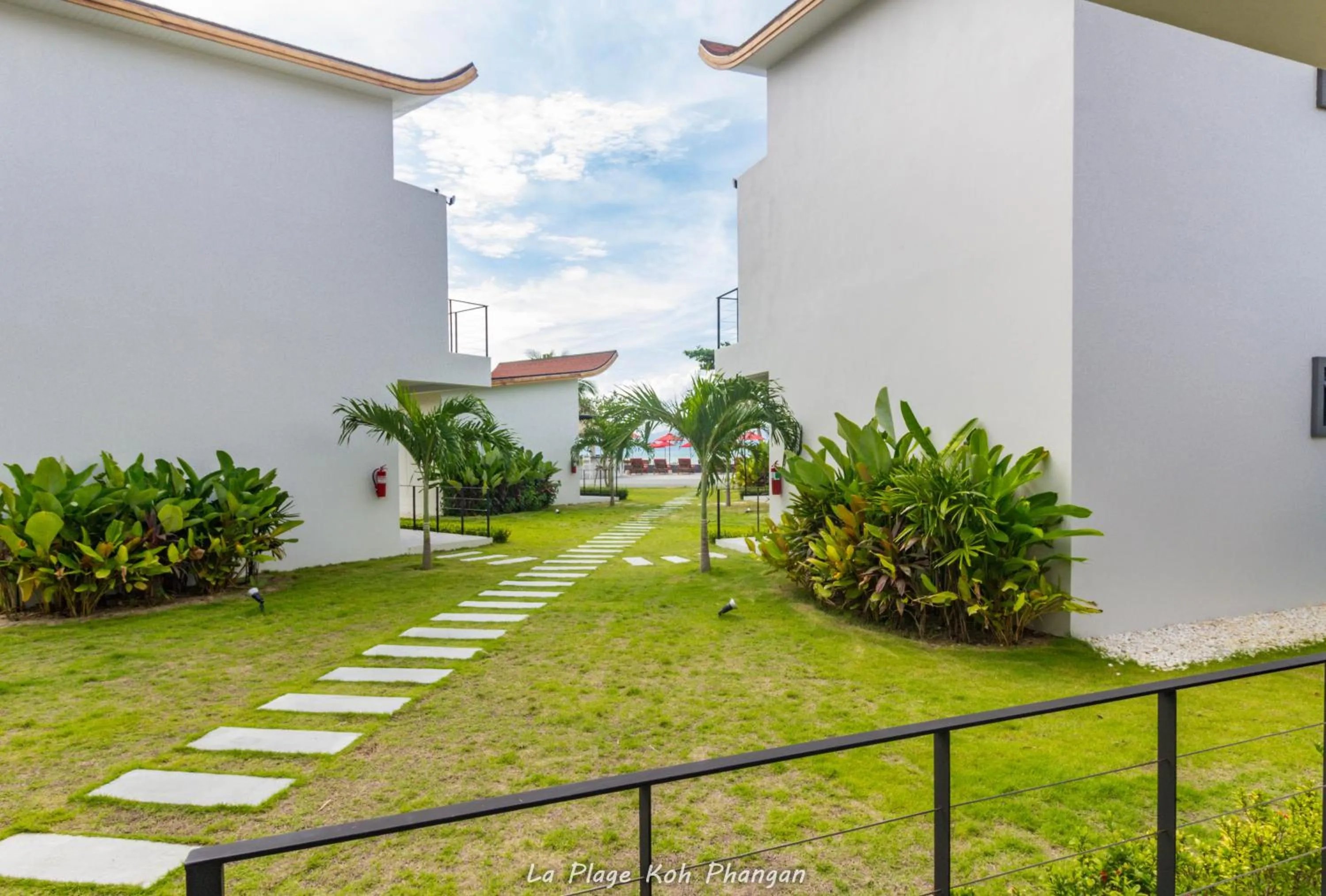 la plage resort & beach club