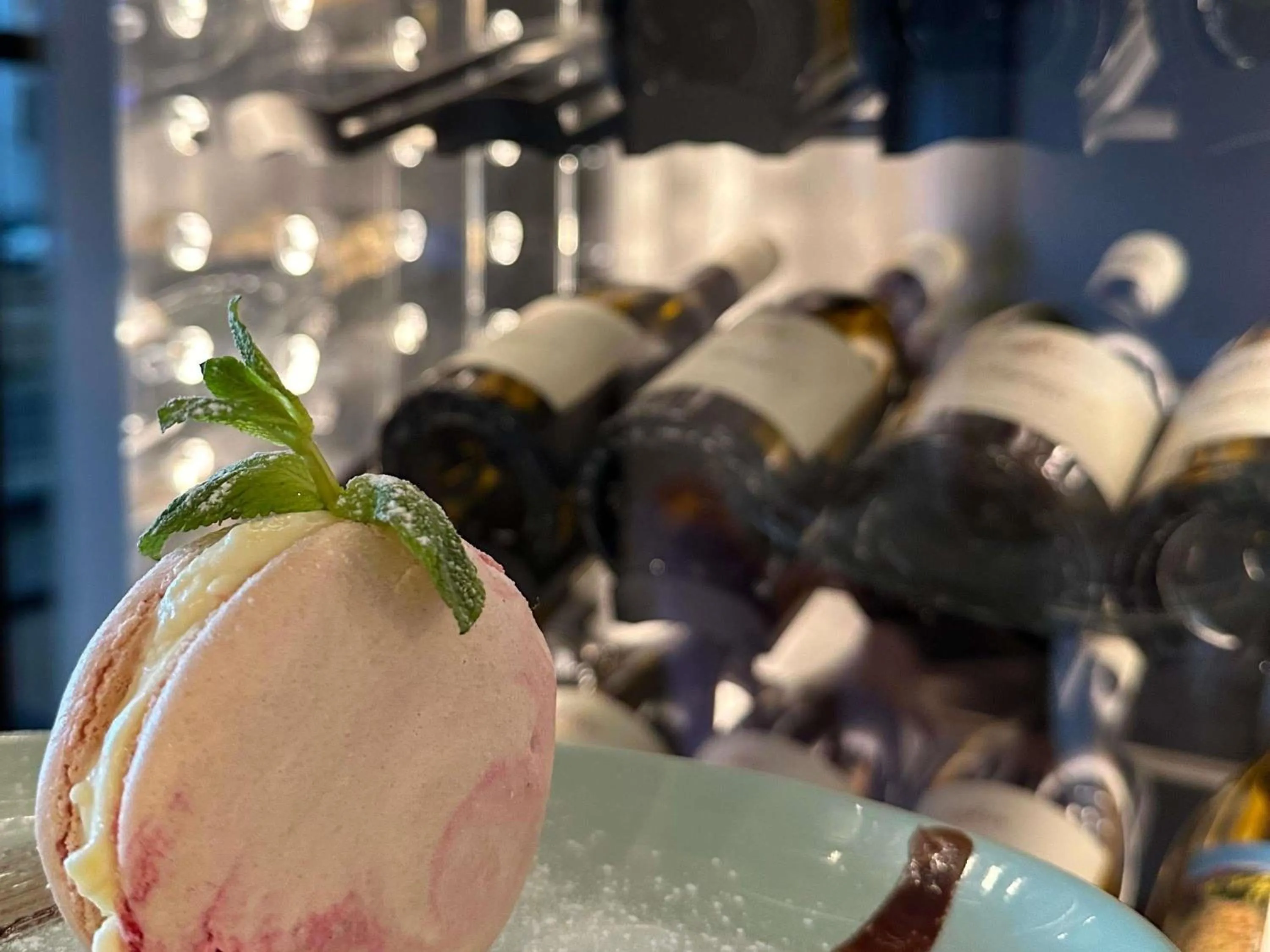 Restaurant/places to eat in ibis Lyon Sud Oullins