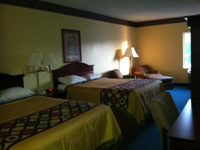 Queen Room with Two Queen Beds - Smoking in Super 8 by Wyndham Piedmont Greenville Area